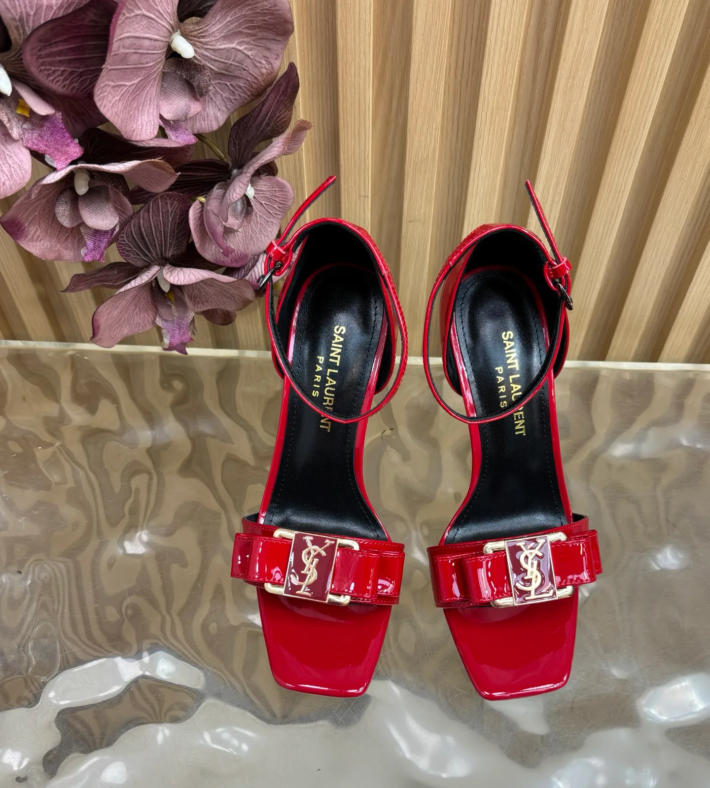 Босоножки Женские Saint Laurent 11490748