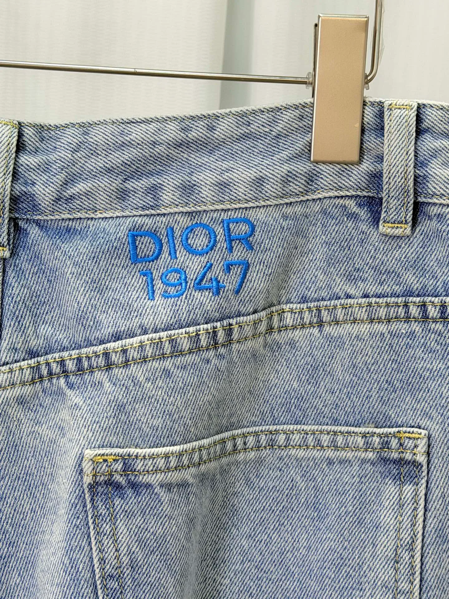 Джинсы Женские Christian Dior 13237511