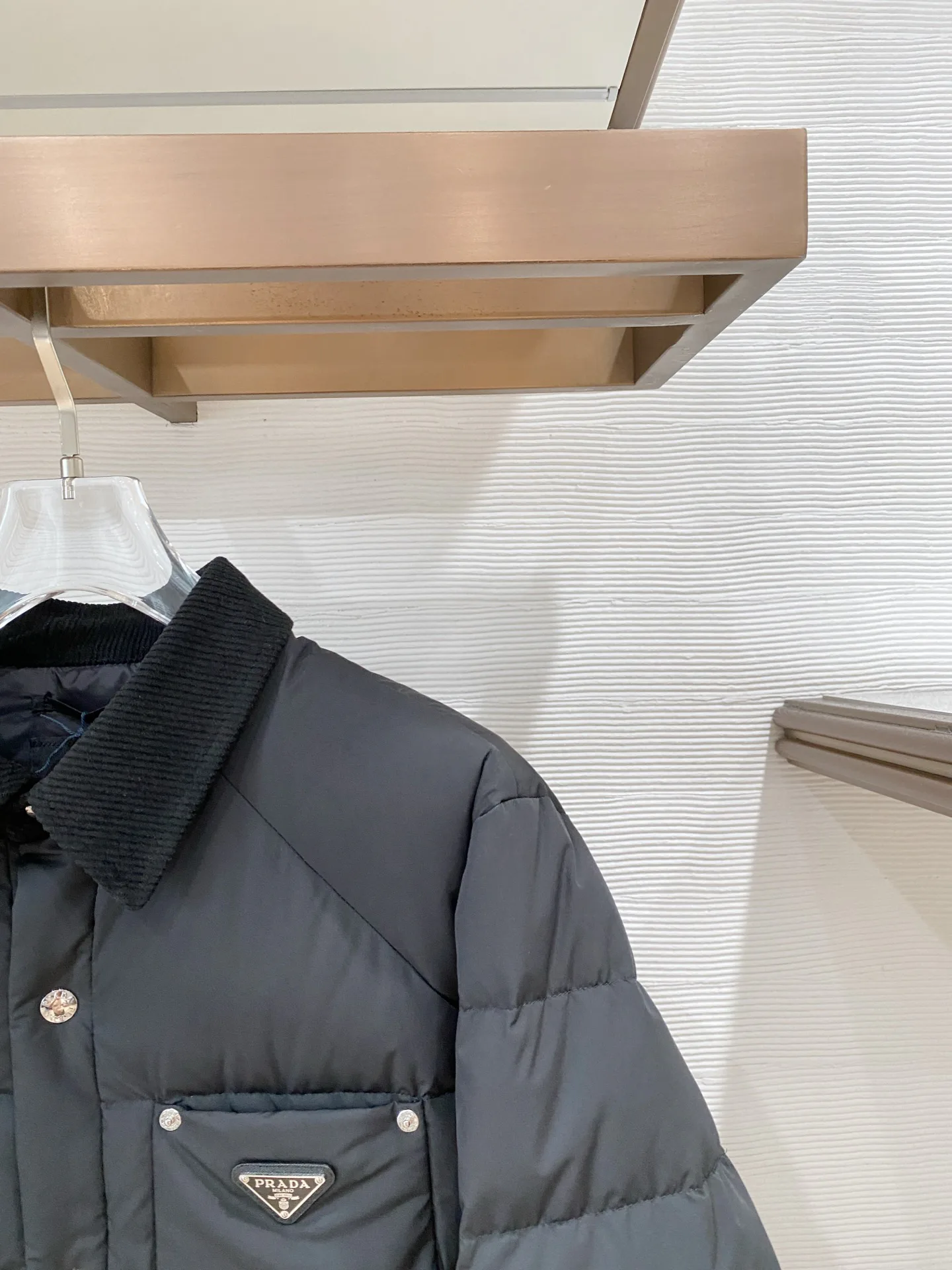 Куртки И Пуховики Мужские Prada 17941241