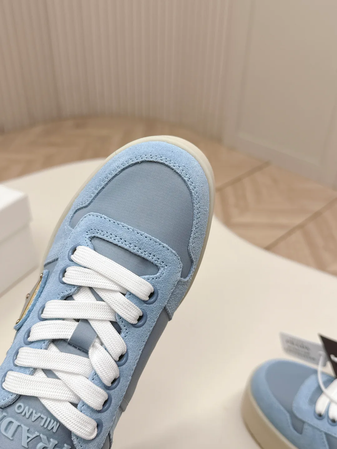 Кроссовки Женские Prada 11594930