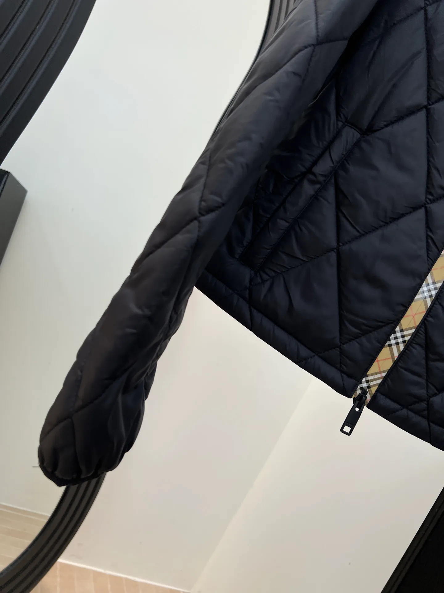 Куртки И Пуховики Женские Burberry 18930026