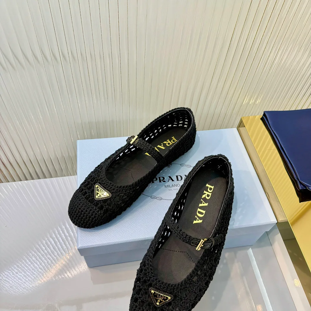 Балетки Женские Prada 11386410