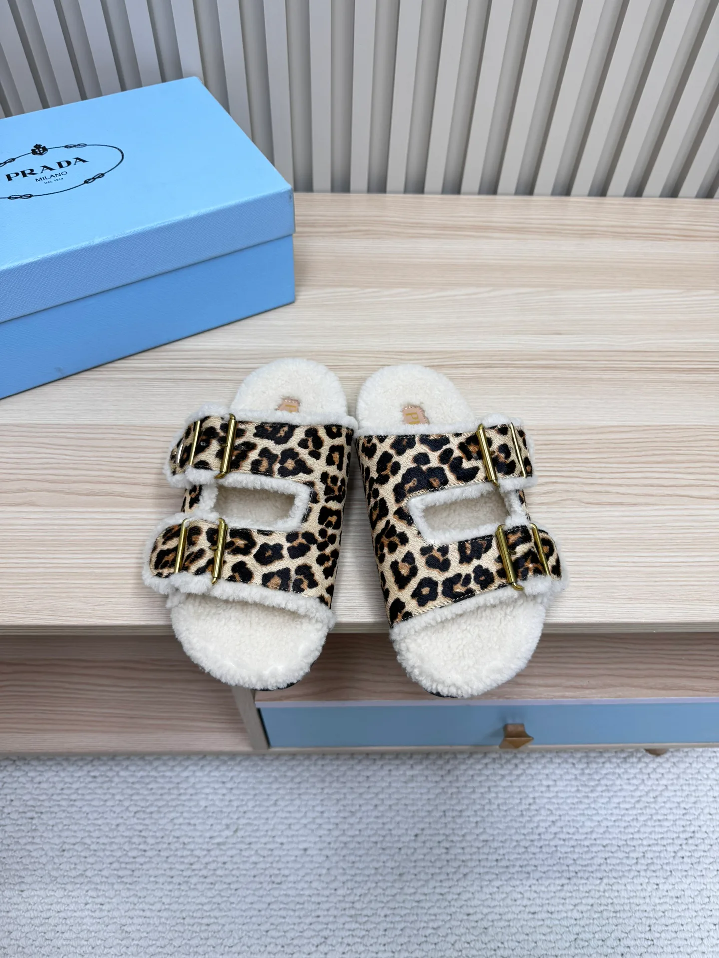 Тапочки Женские Prada 140480