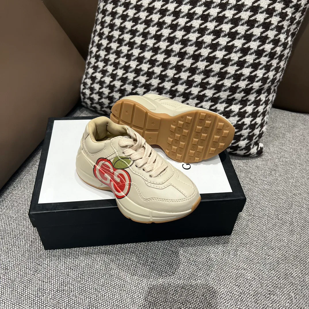 Кроссовки Женские Gucci 18696816
