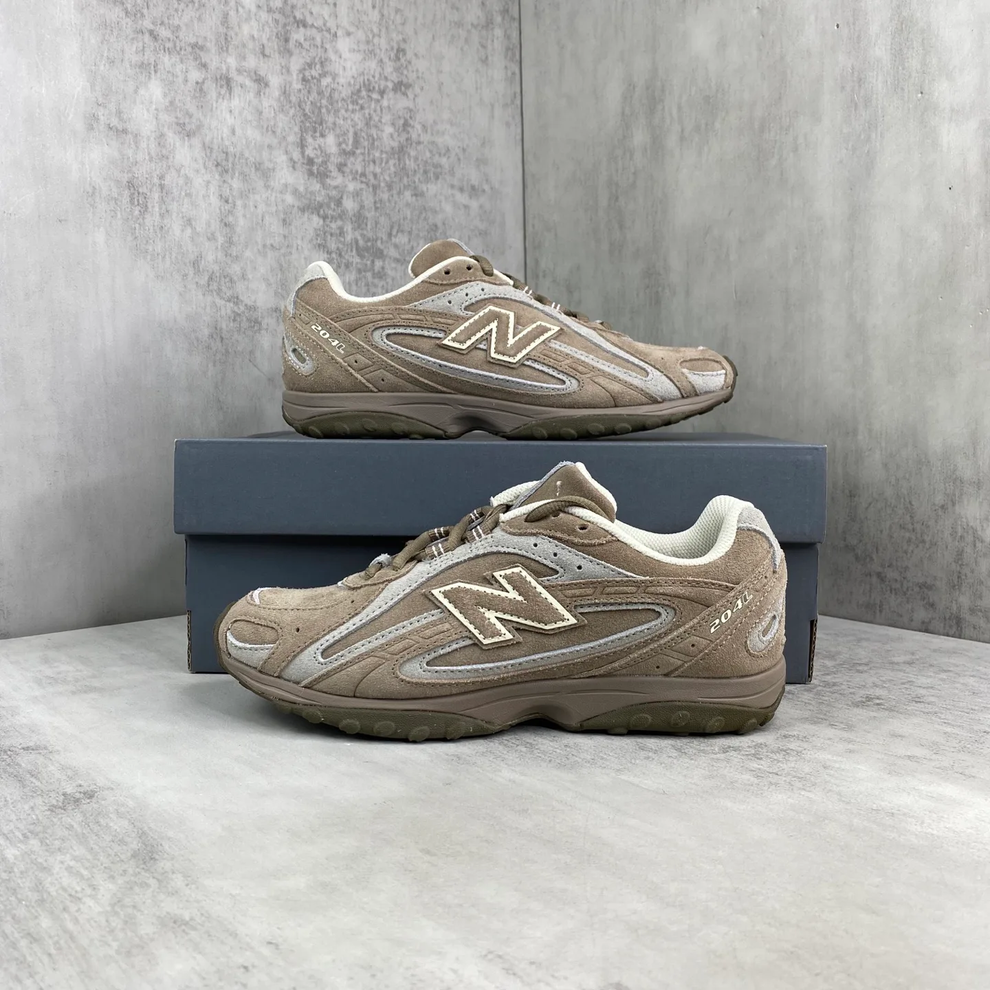 Кроссовки Женские New Balance 17963596
