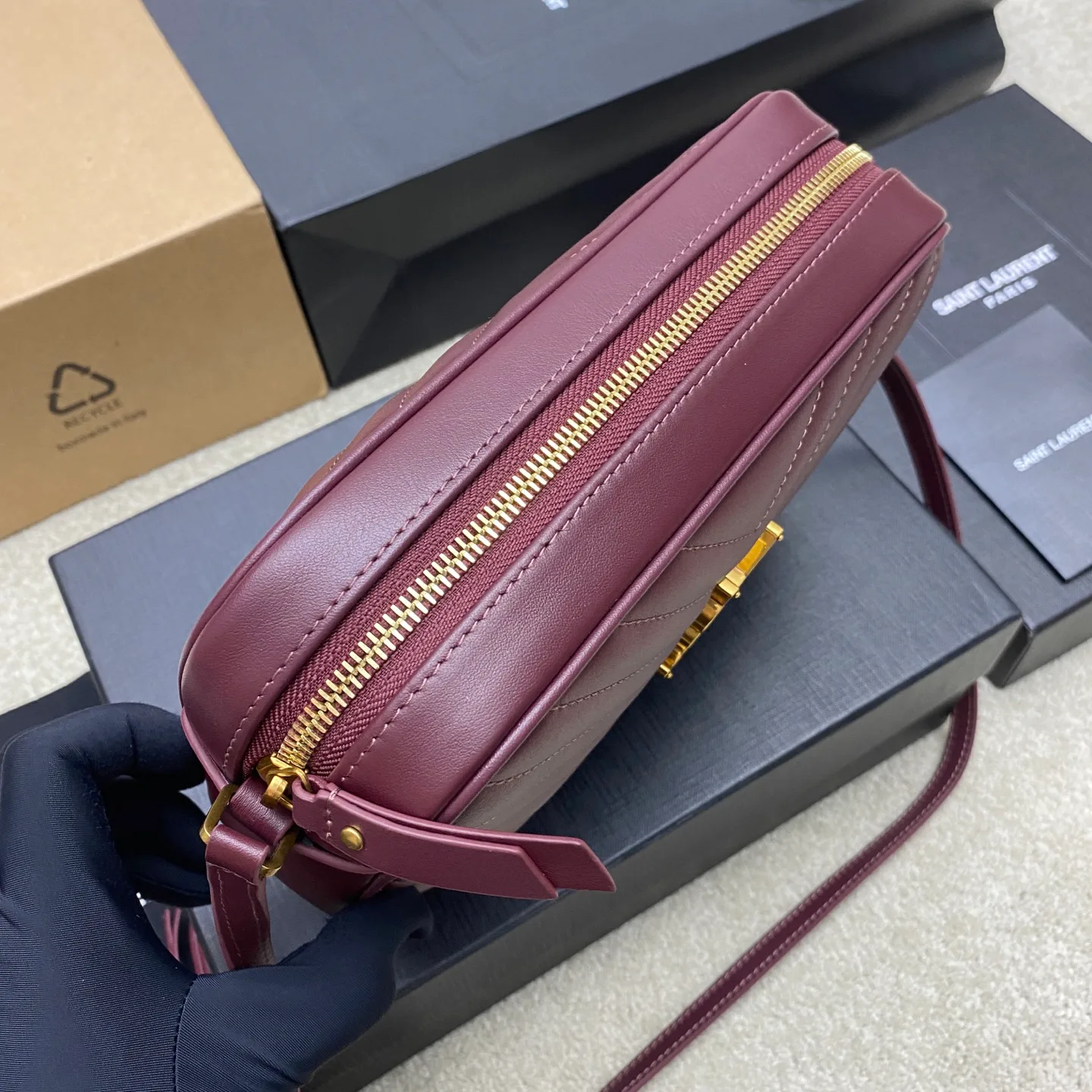 Сумки На Ремне Женские Saint Laurent 5063903