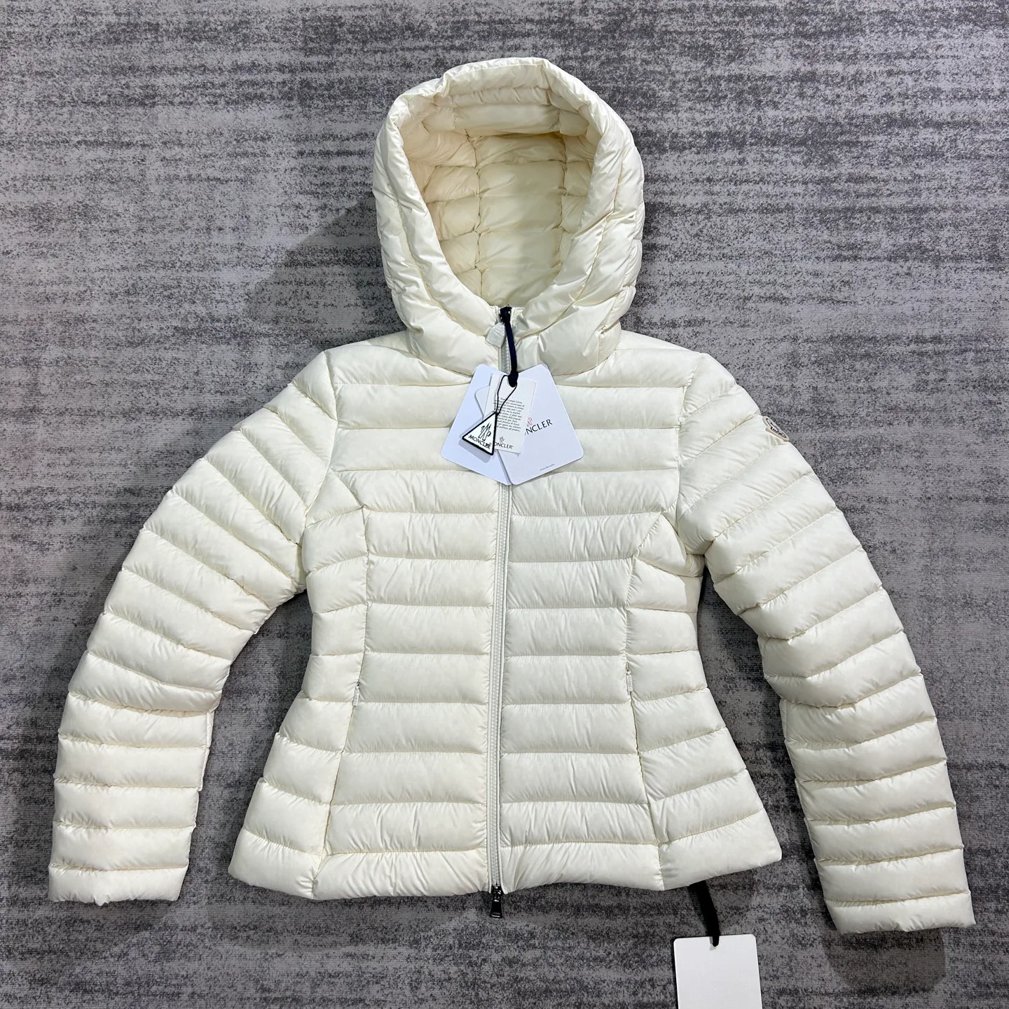 Куртки И Пуховики Женские Moncler 18133812