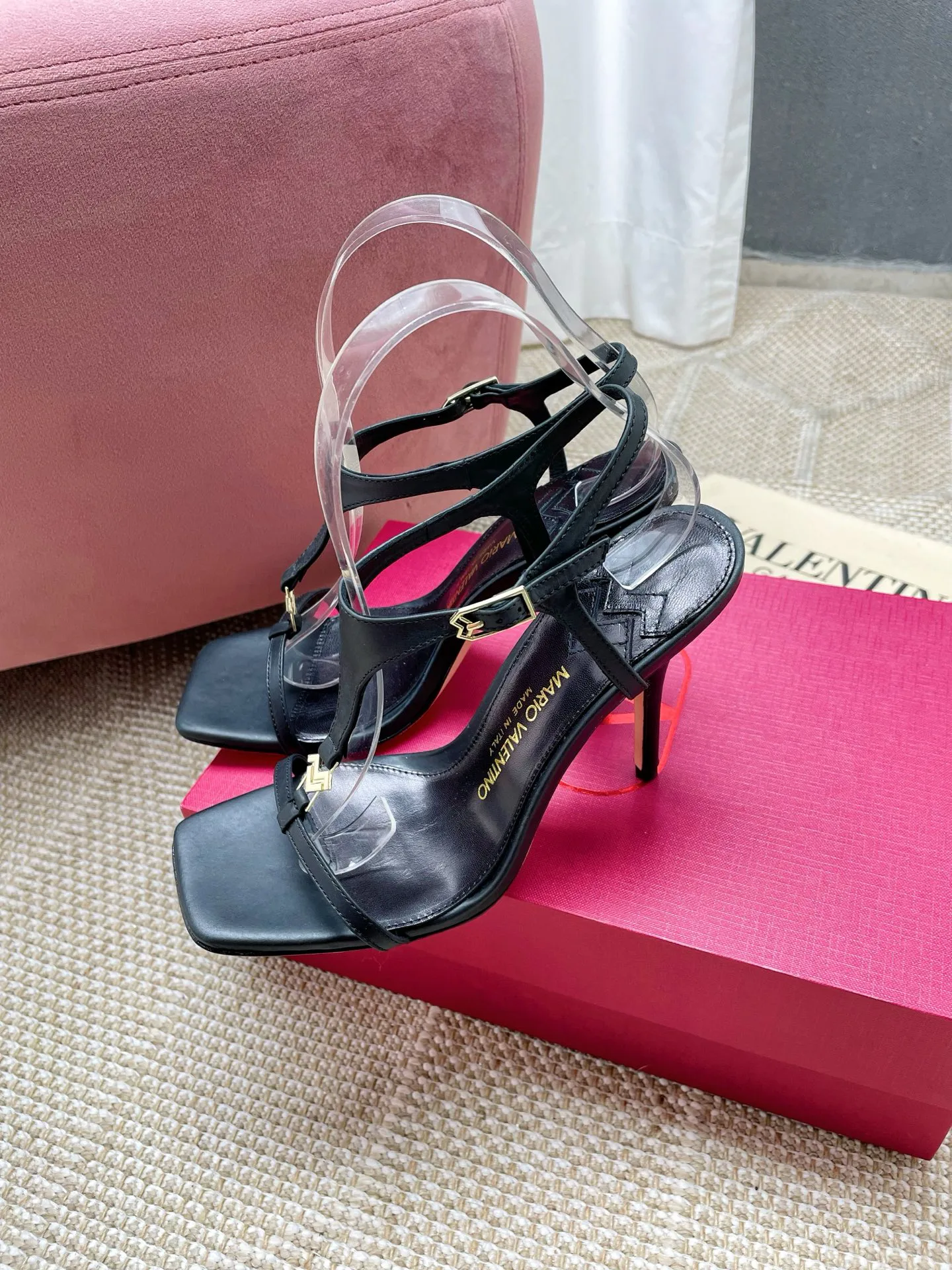 Босоножки Женские Valentino 11479971
