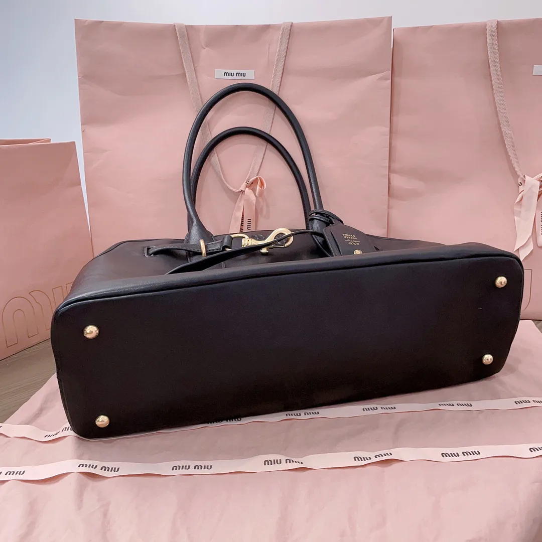 Классические Сумки Женские Miu Miu 18004738