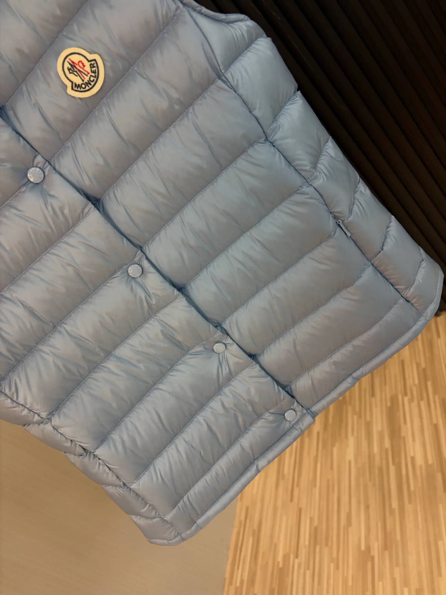 Жилеты Женские Moncler 18141000