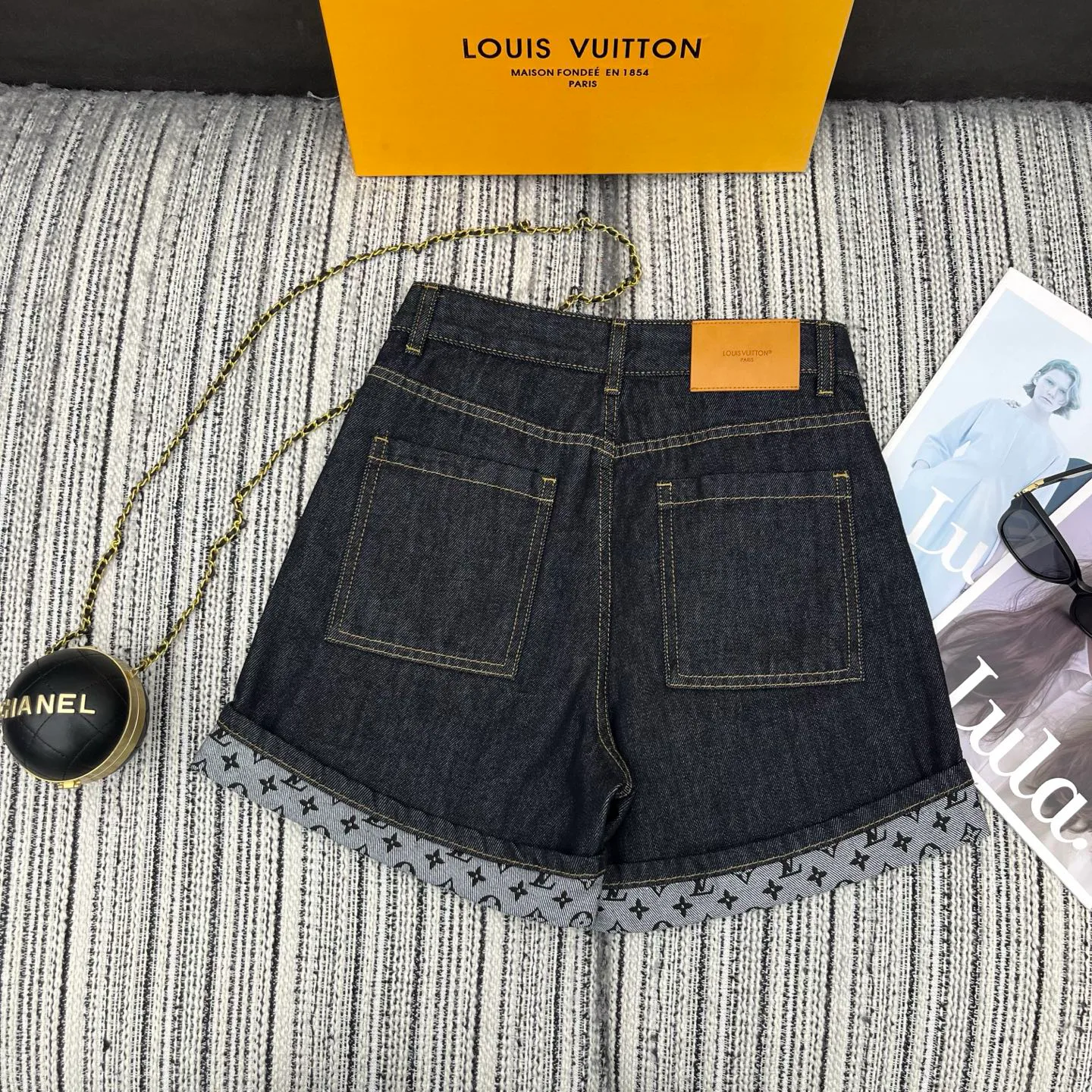 Шорты Женские Louis Vuitton 11947492