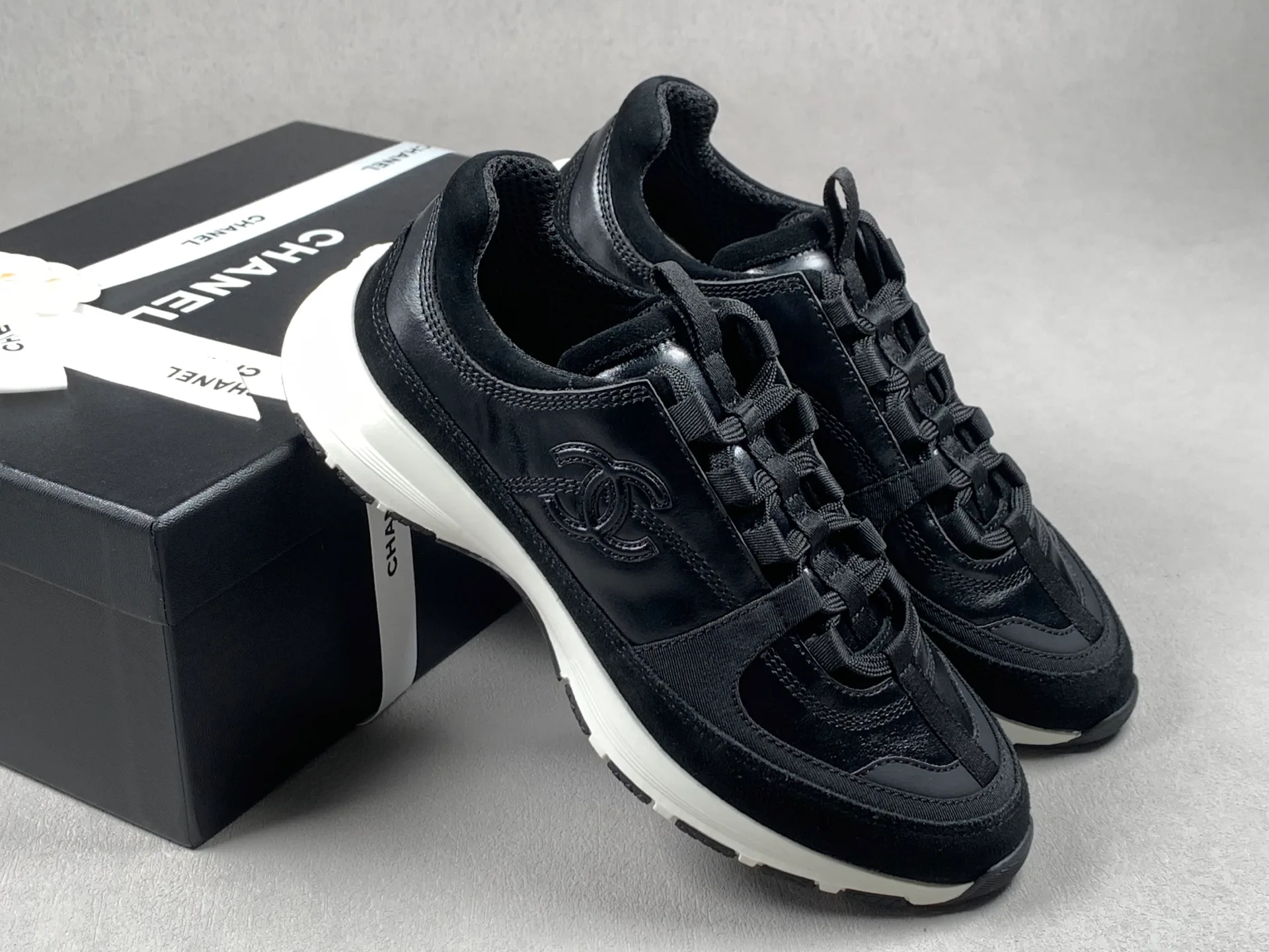 Кроссовки Женские Chanel 2751792