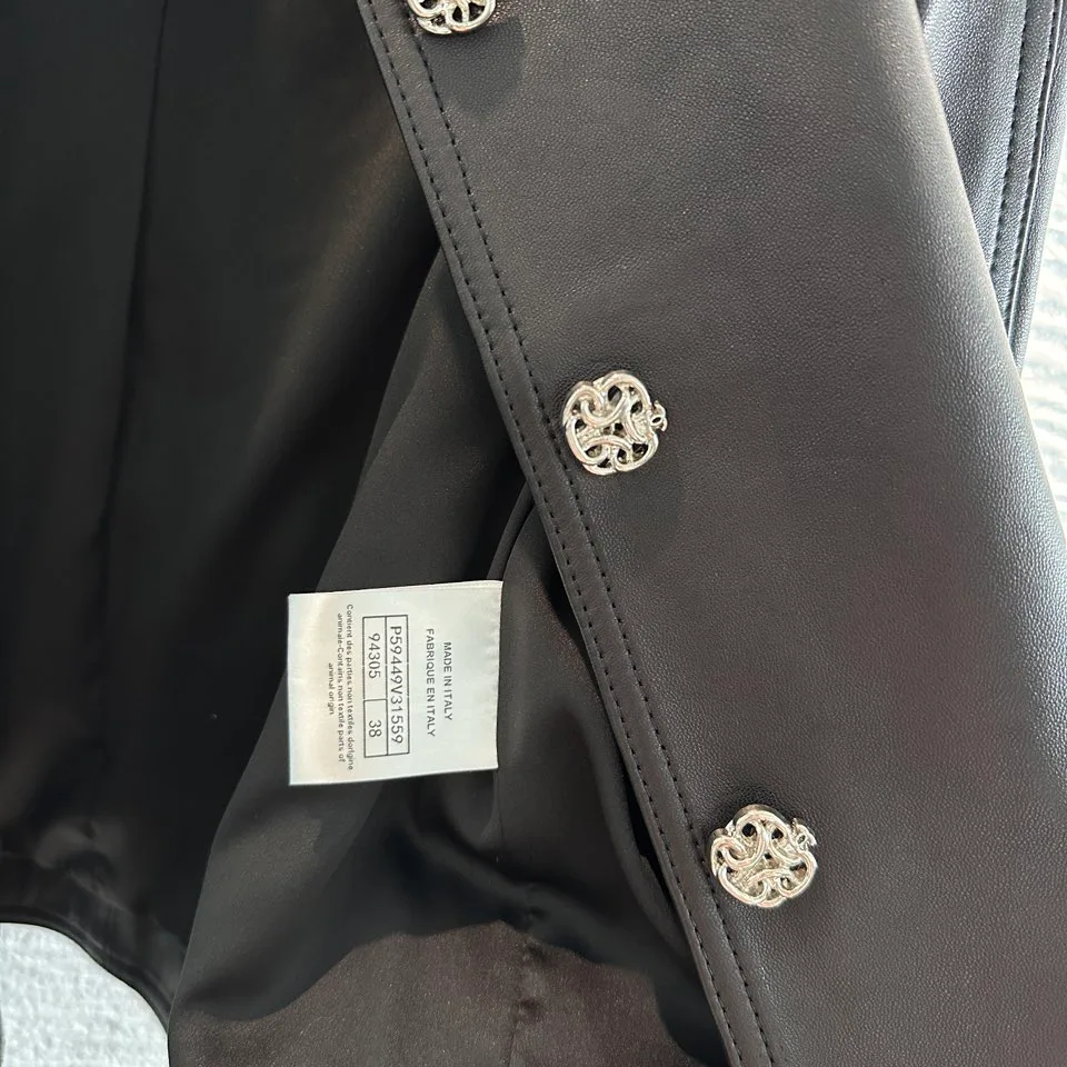 Кожаные Куртки И Дублёнки Женские Chanel 18497459