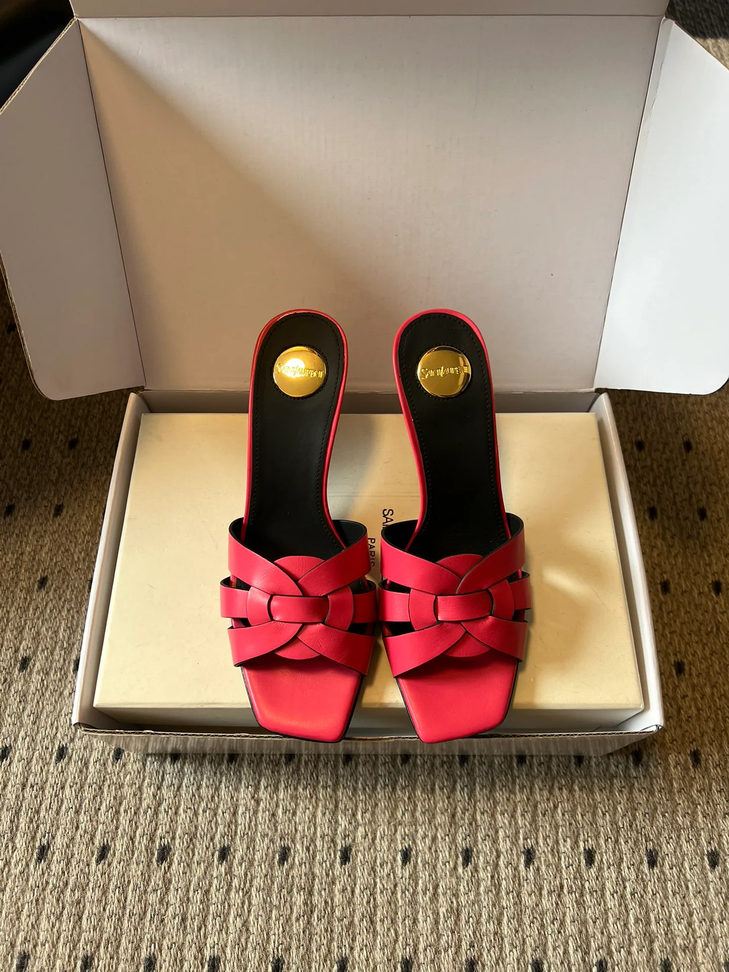 Босоножки Женские Saint Laurent 11239417