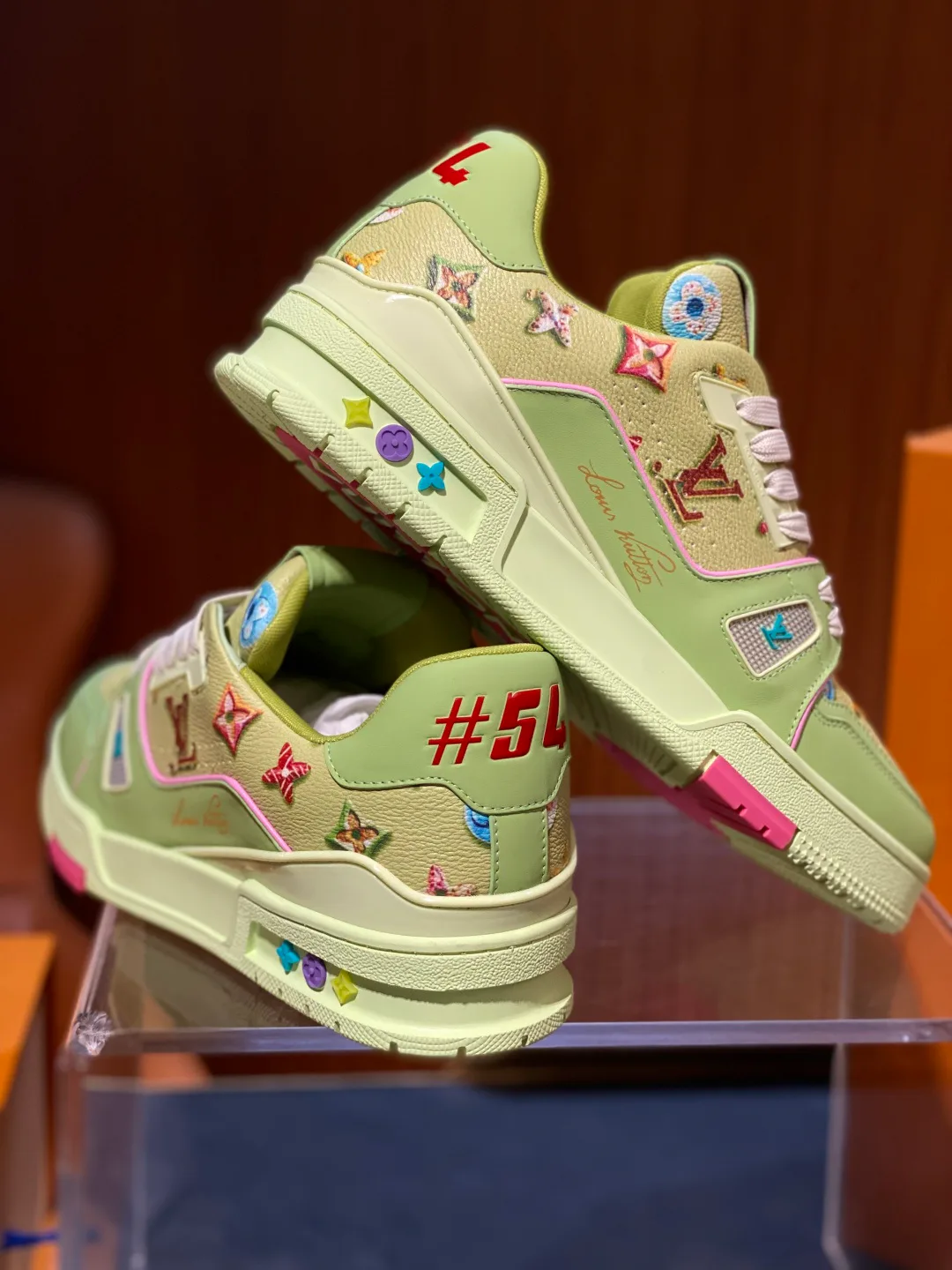 Кроссовки Женские Louis Vuitton 5543047
