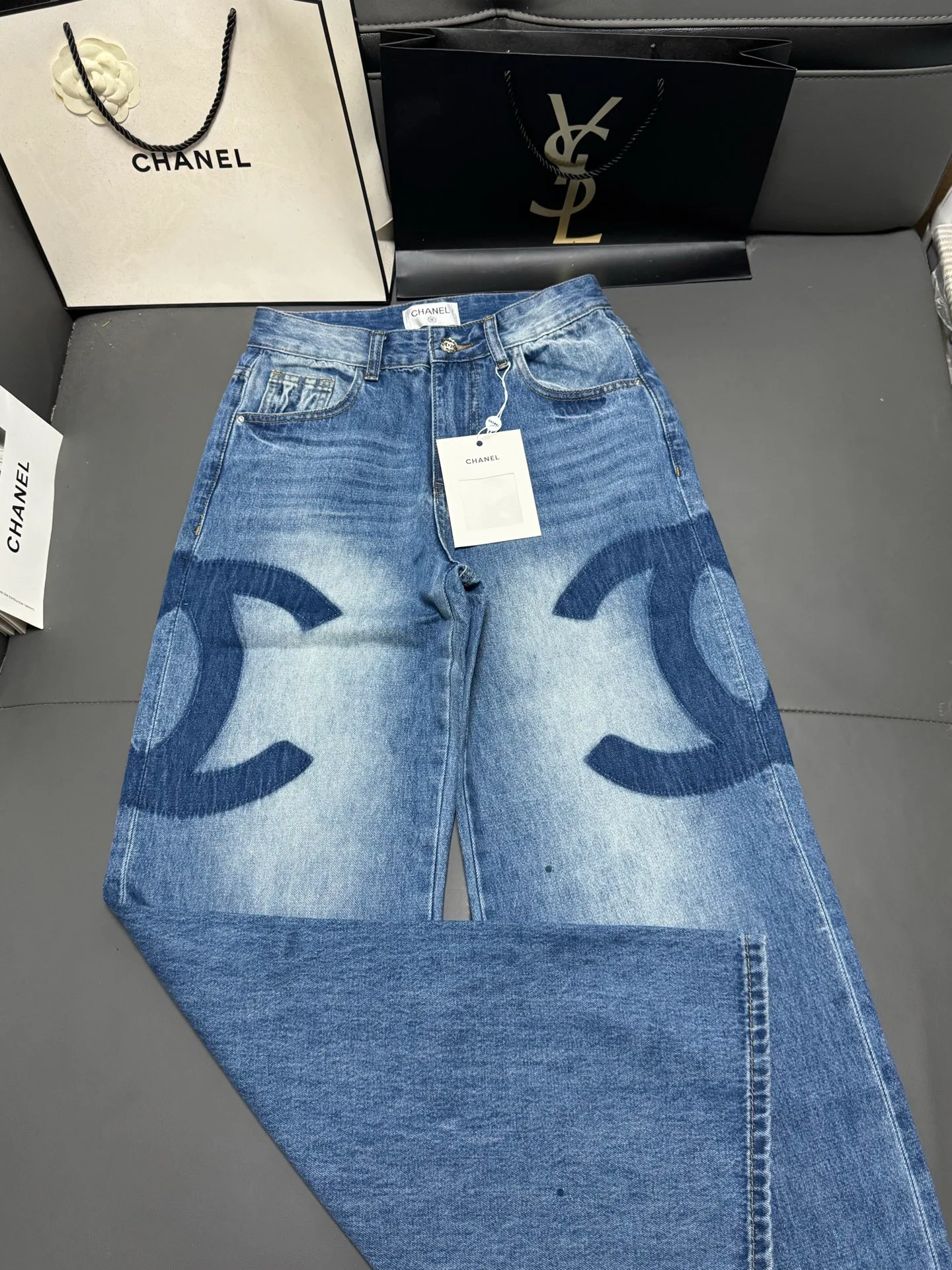 Джинсы Женские Chanel 16897522