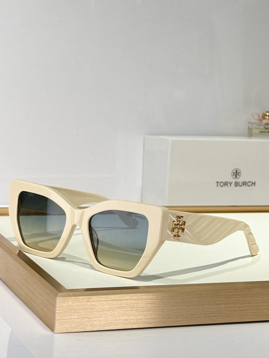 Очки Tory Burch 1294316