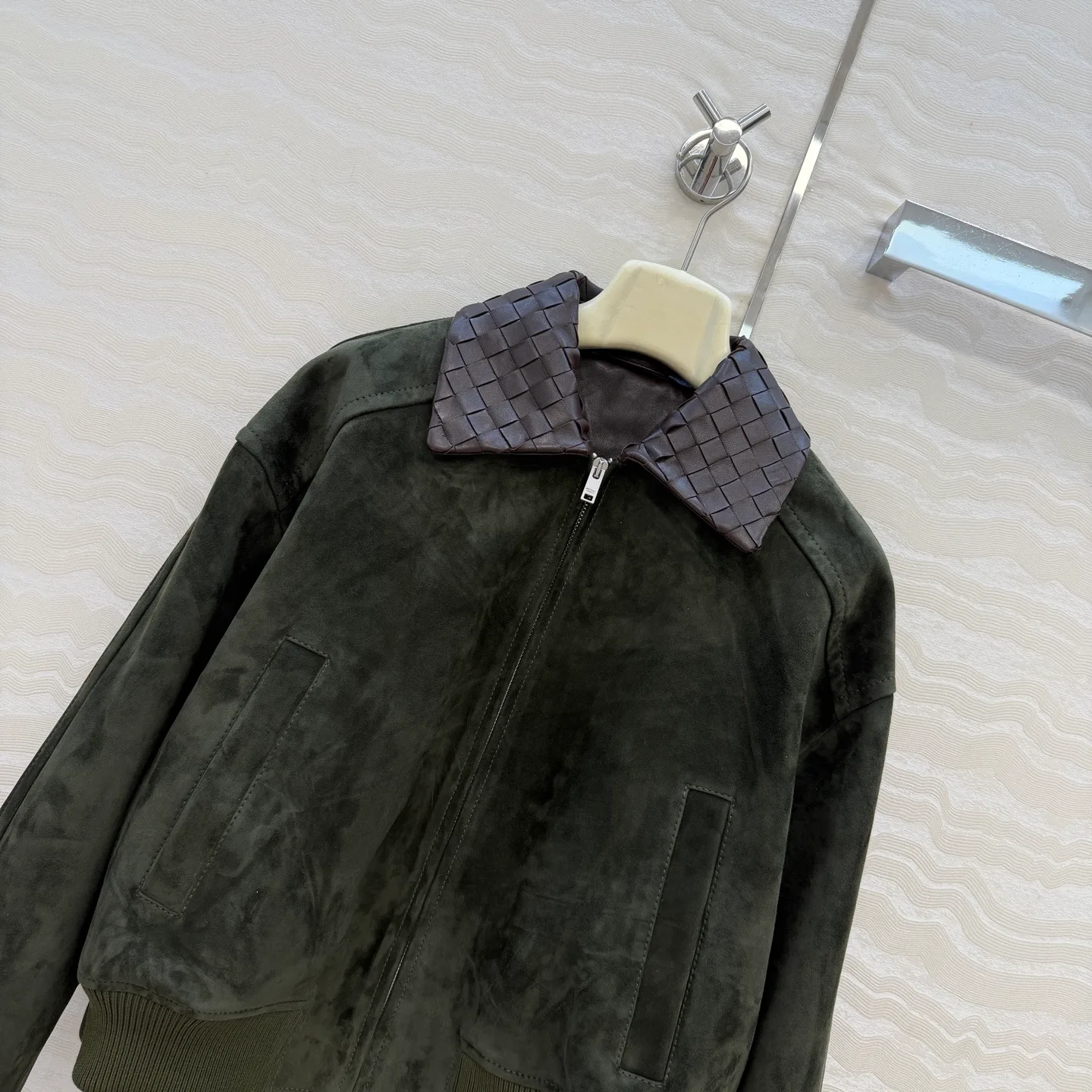 Куртки И Пуховики Женские Balenciaga 345107