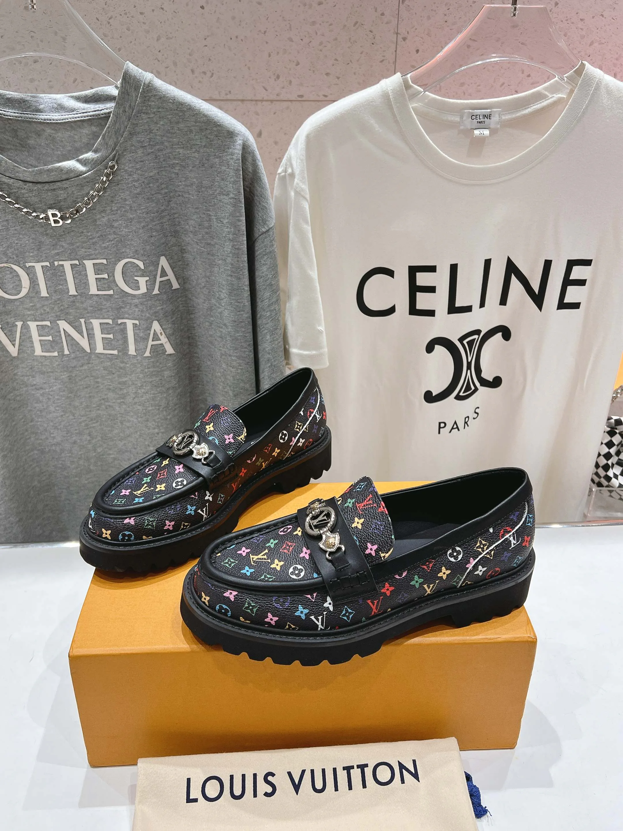 Лоферы Женские Louis Vuitton 15012