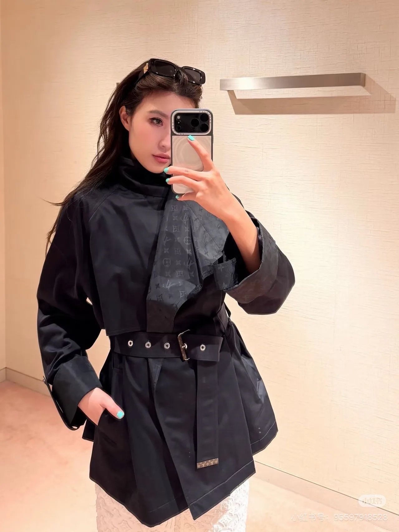 Тренчи Женские Louis Vuitton 18044717