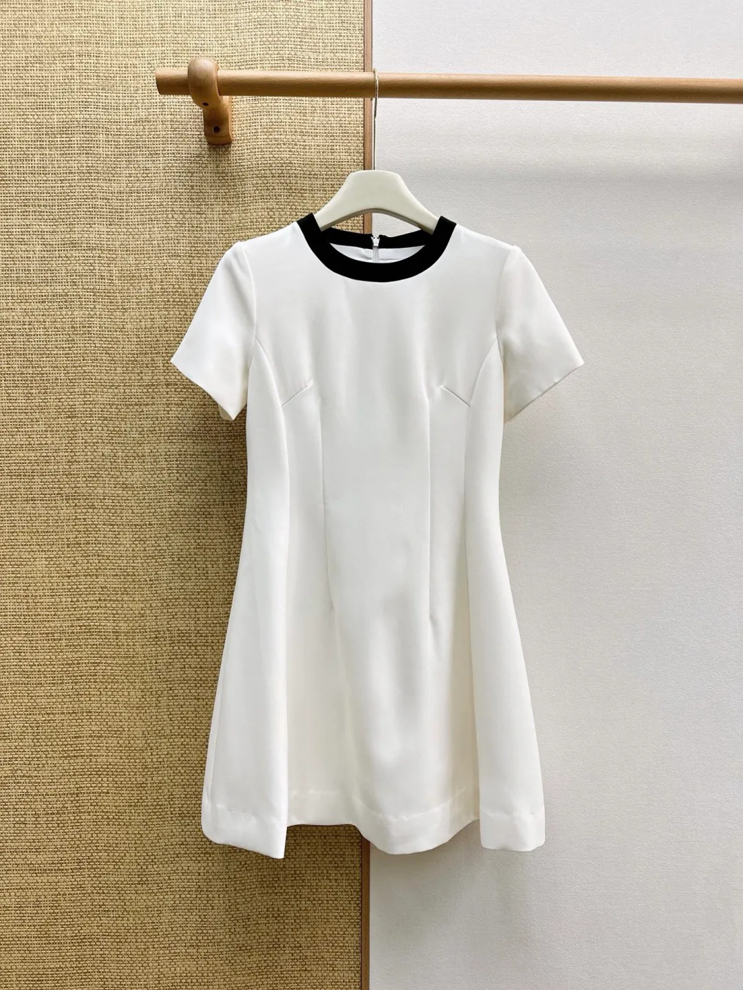 Платья Женские Valentino 13481858