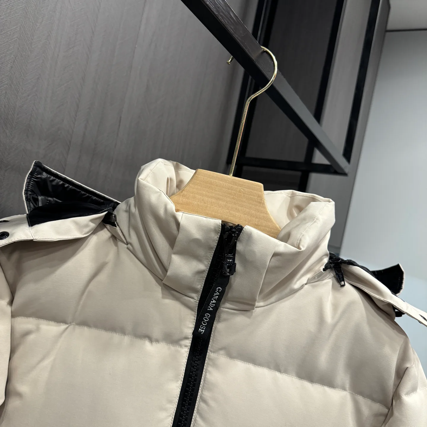 Куртки И Пуховики Женские Canada Goose 19763447