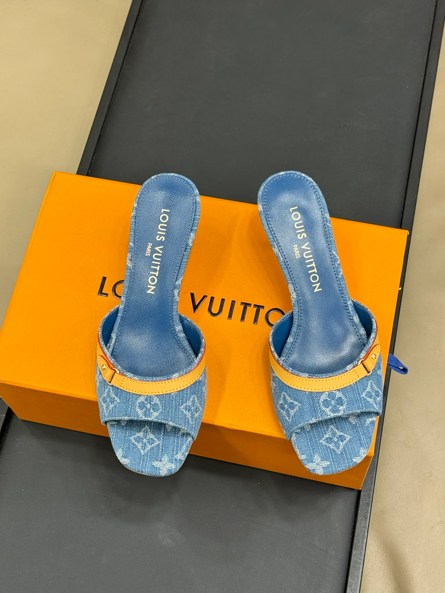 Босоножки Женские Louis Vuitton