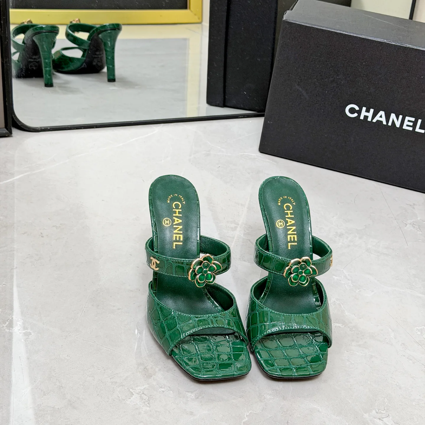 Босоножки Женские Chanel 17335031