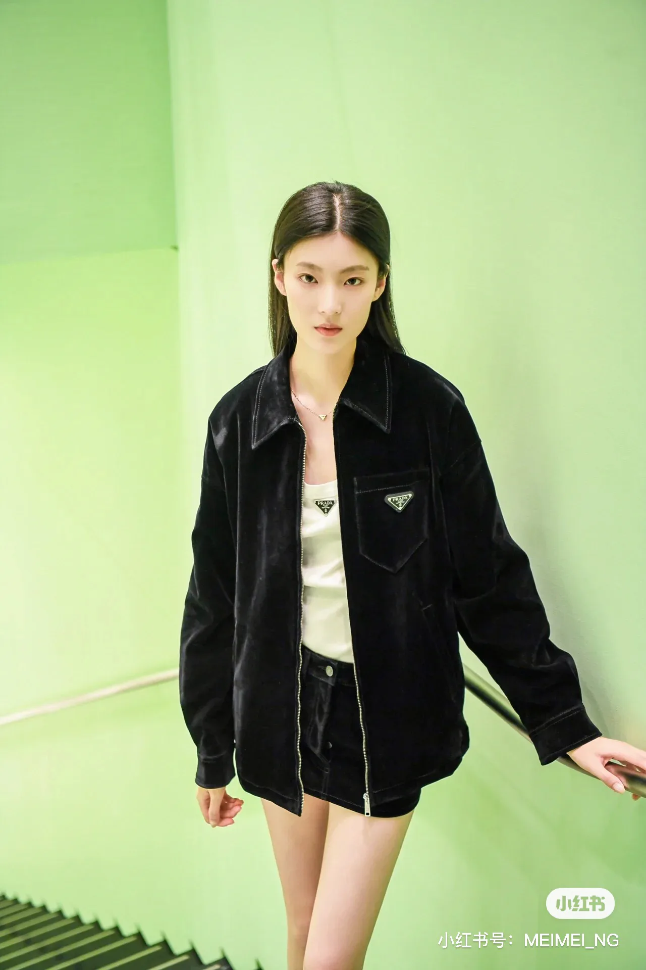 Пальто Женские Prada 4917159