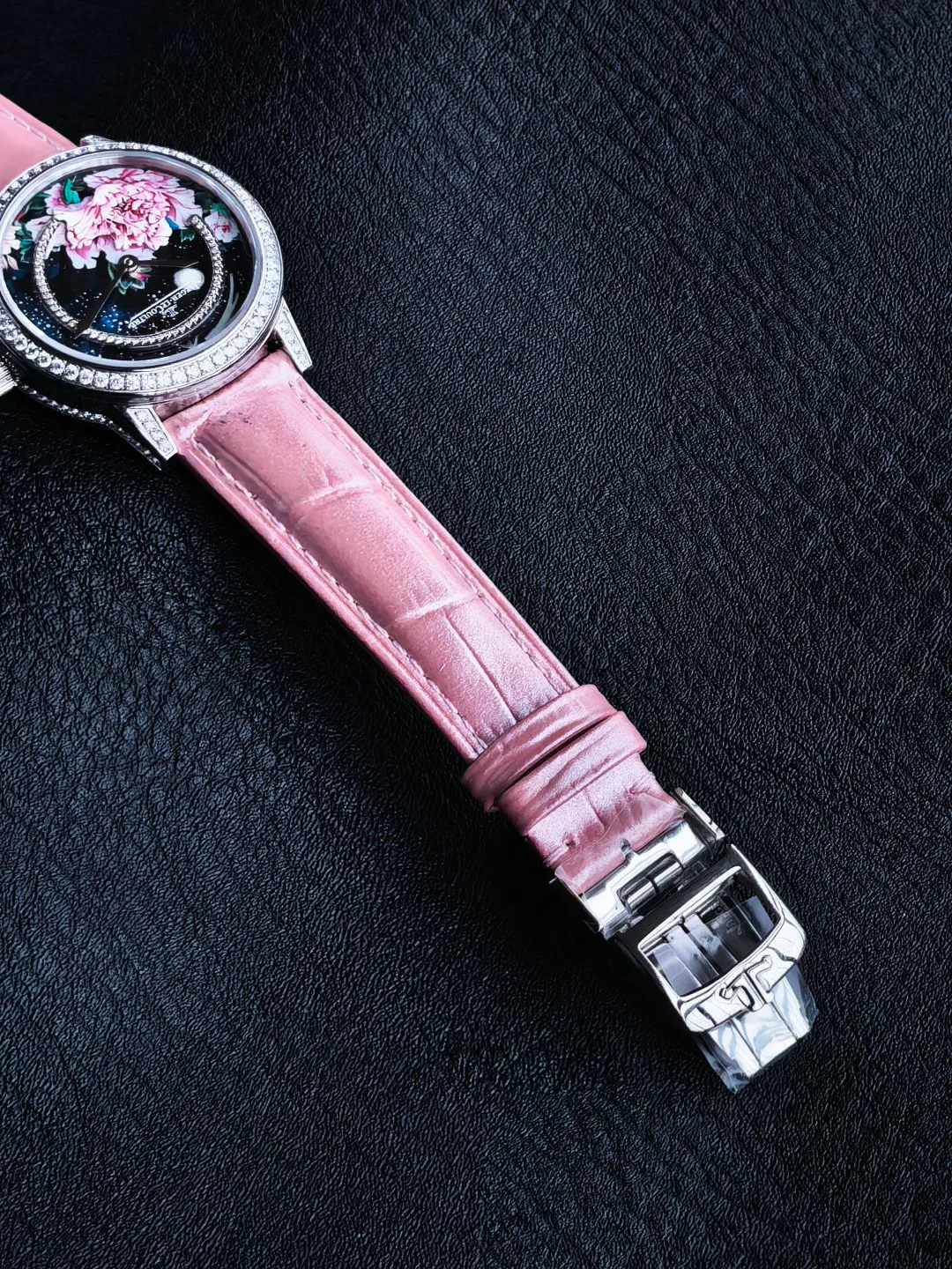 Часы Женские Jaeger-Lecoultre 13782528
