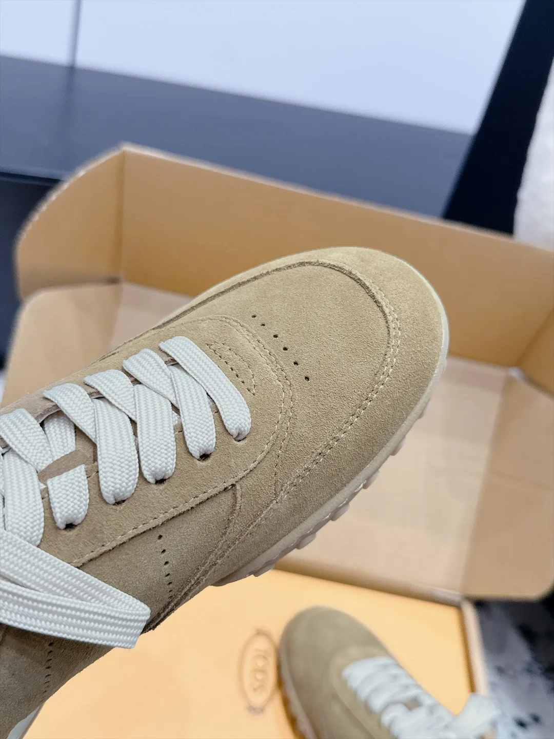 Кроссовки Женские Tod's 18440847
