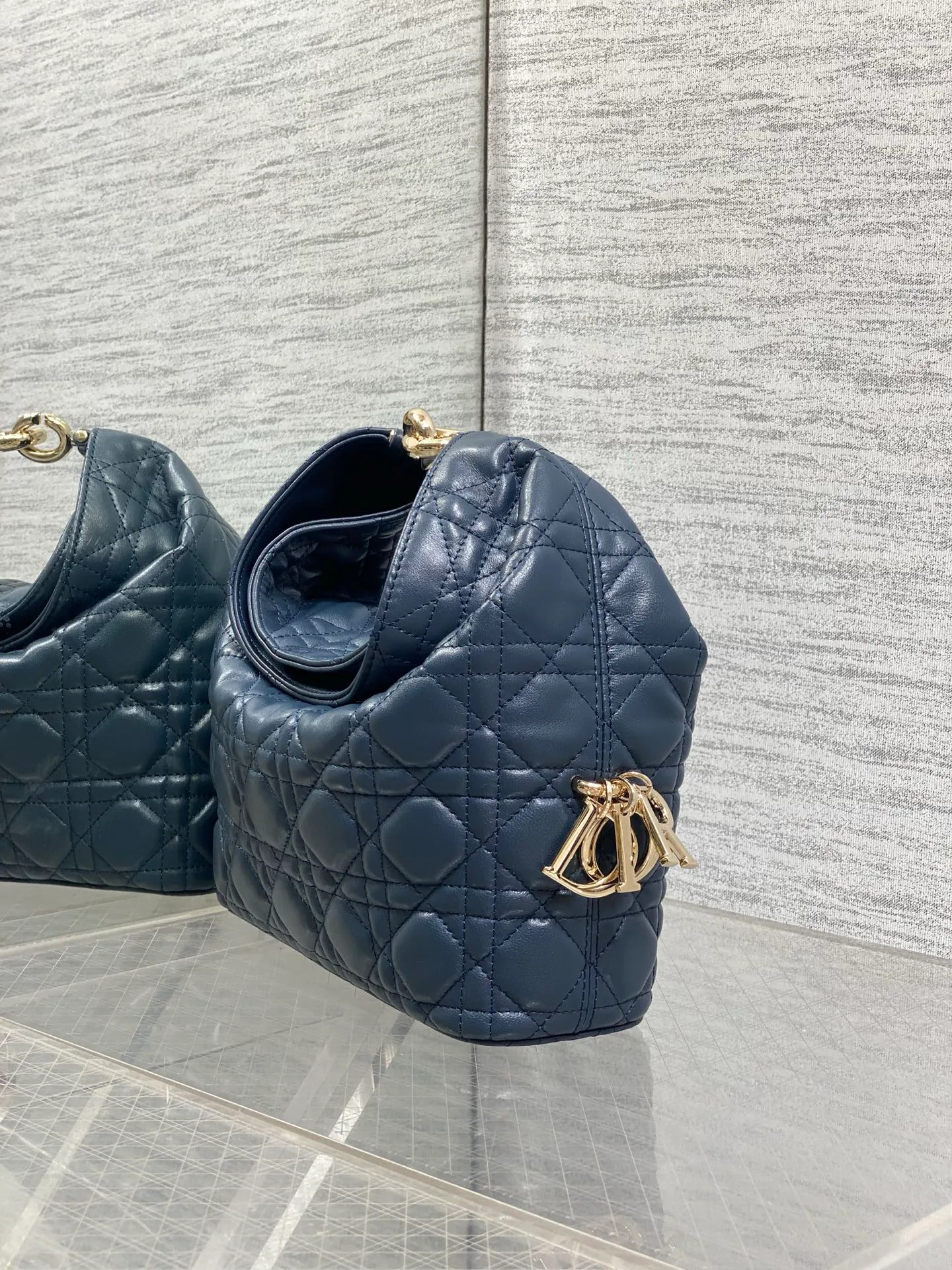 Классические Сумки Женские Christian Dior 18242118