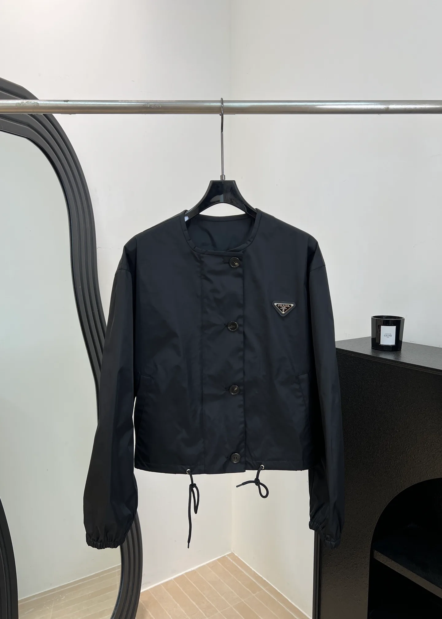 Куртки И Пуховики Женские Prada 18149668