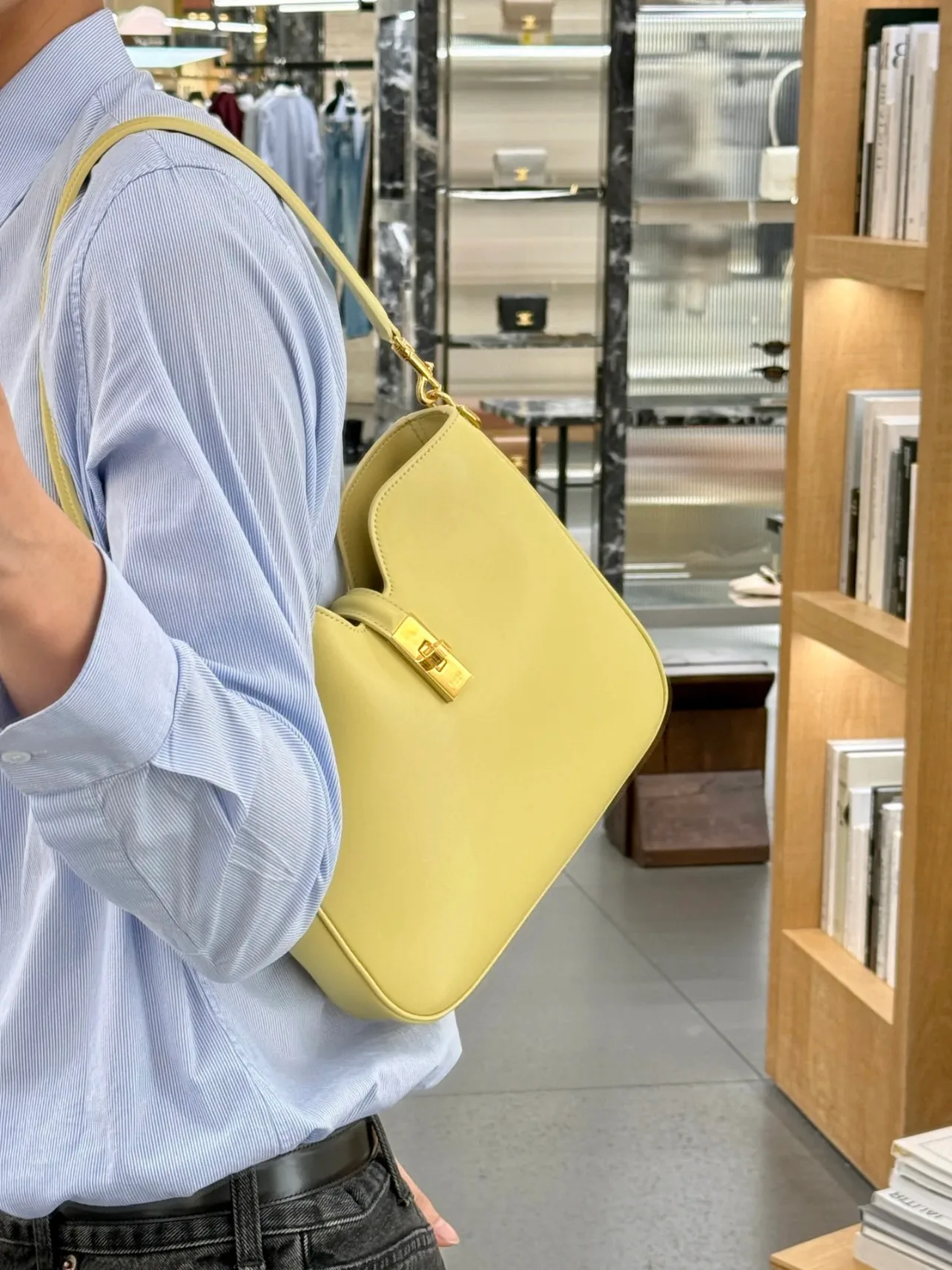 Сумки На Ремне Женские Celine 33339