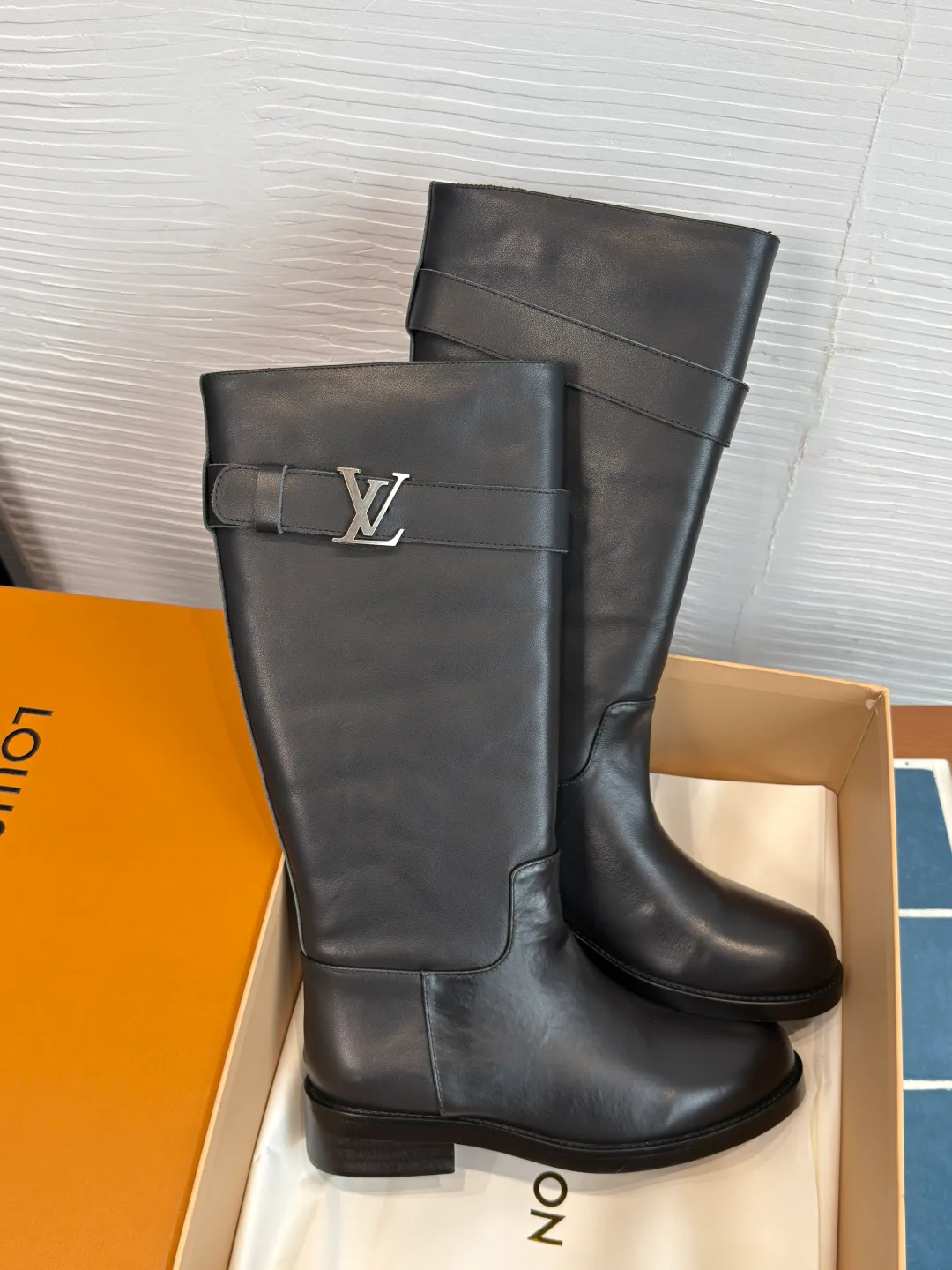Сапоги Женские Louis Vuitton 18252026