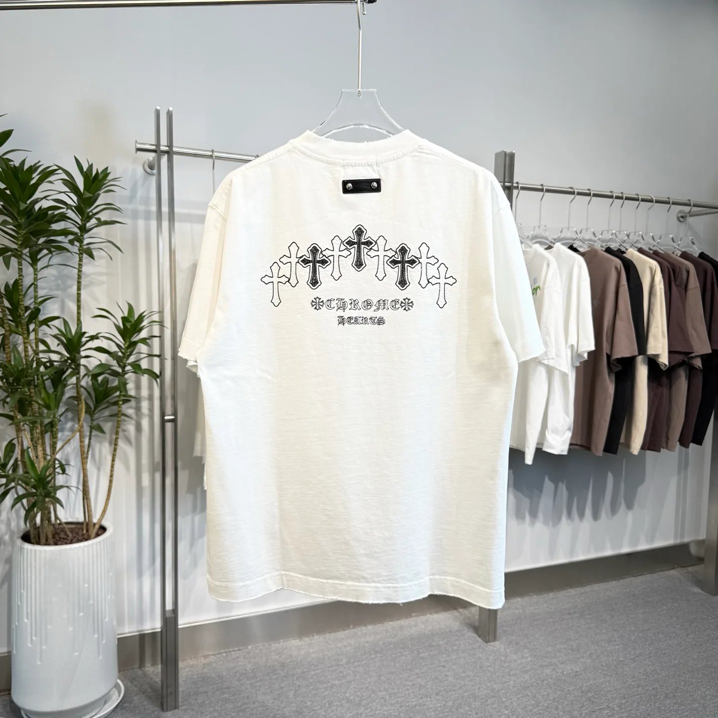 Футболки Женские Chrome Hearts 5082361