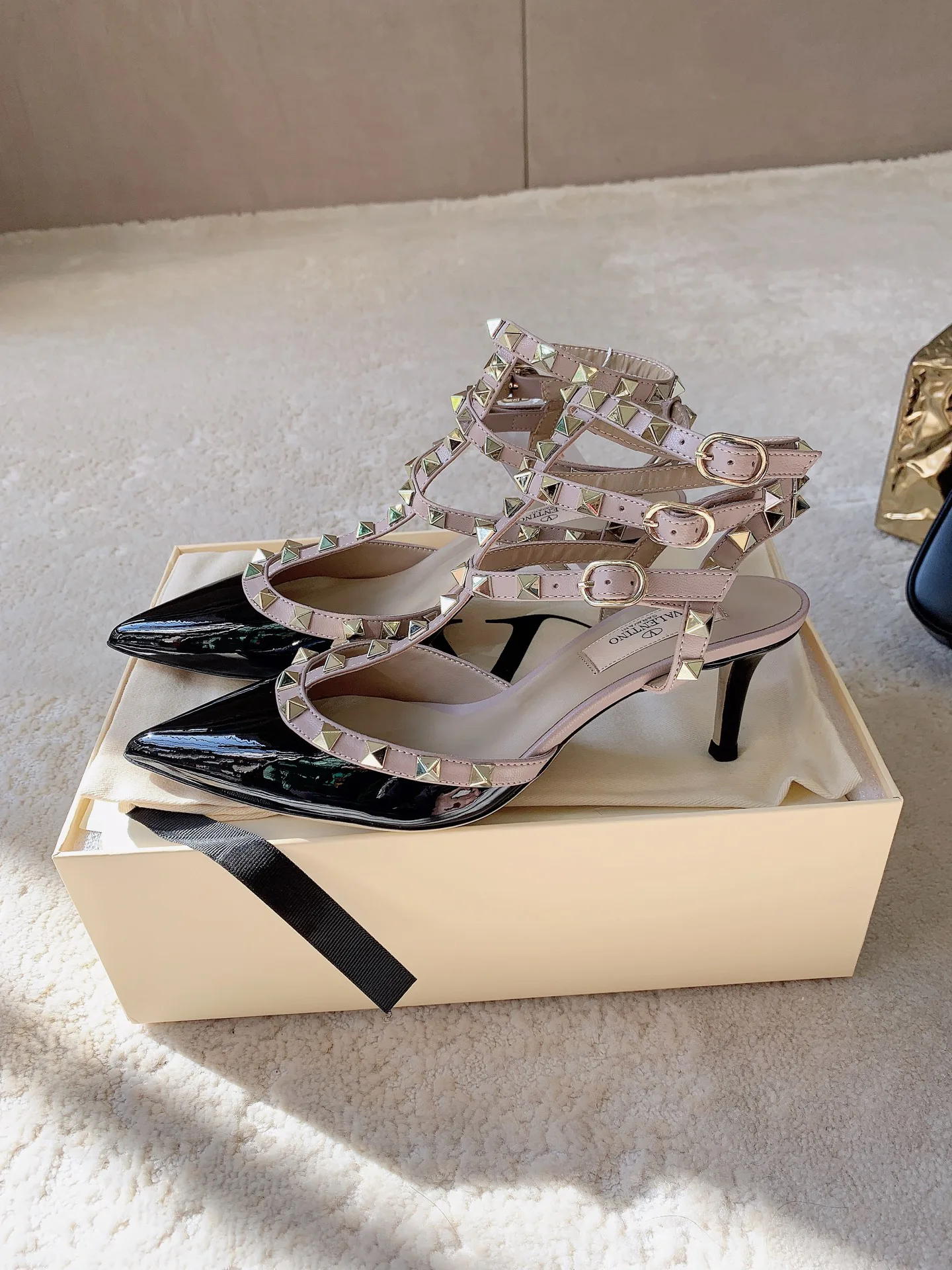 Босоножки Женские Valentino 11492603