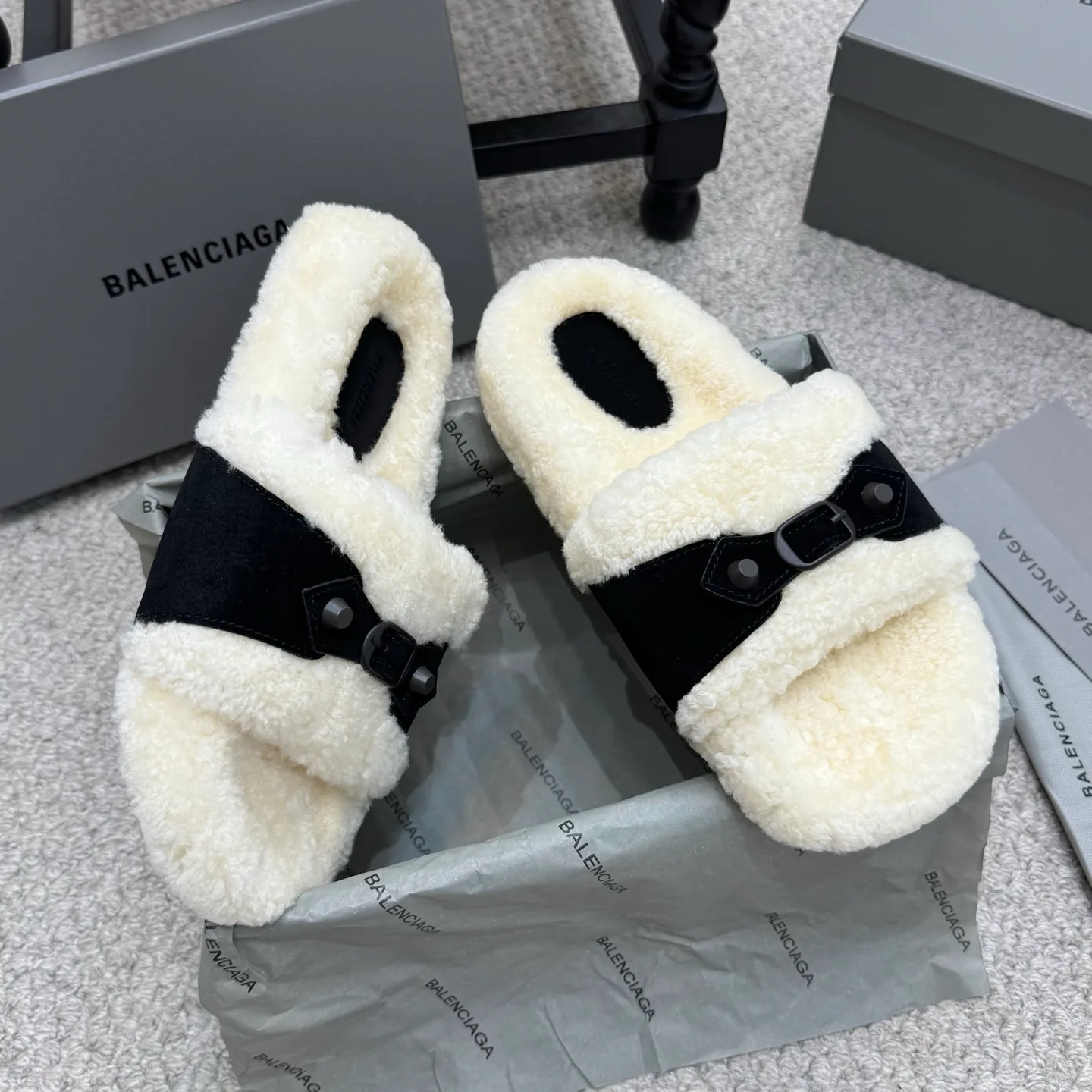 Тапочки Женские Balenciaga 204661