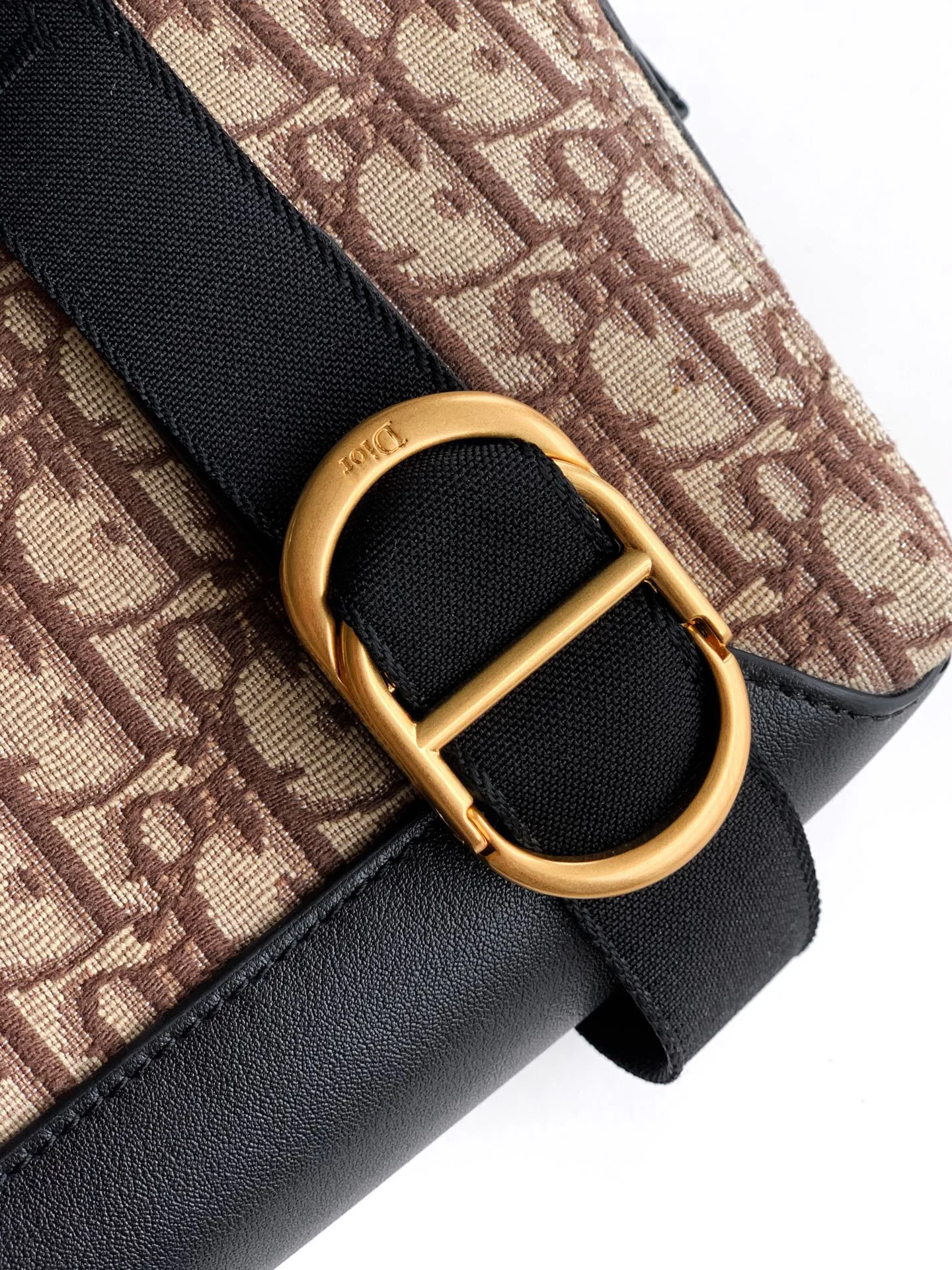 Сумки На Ремне Женские Christian Dior 12699487