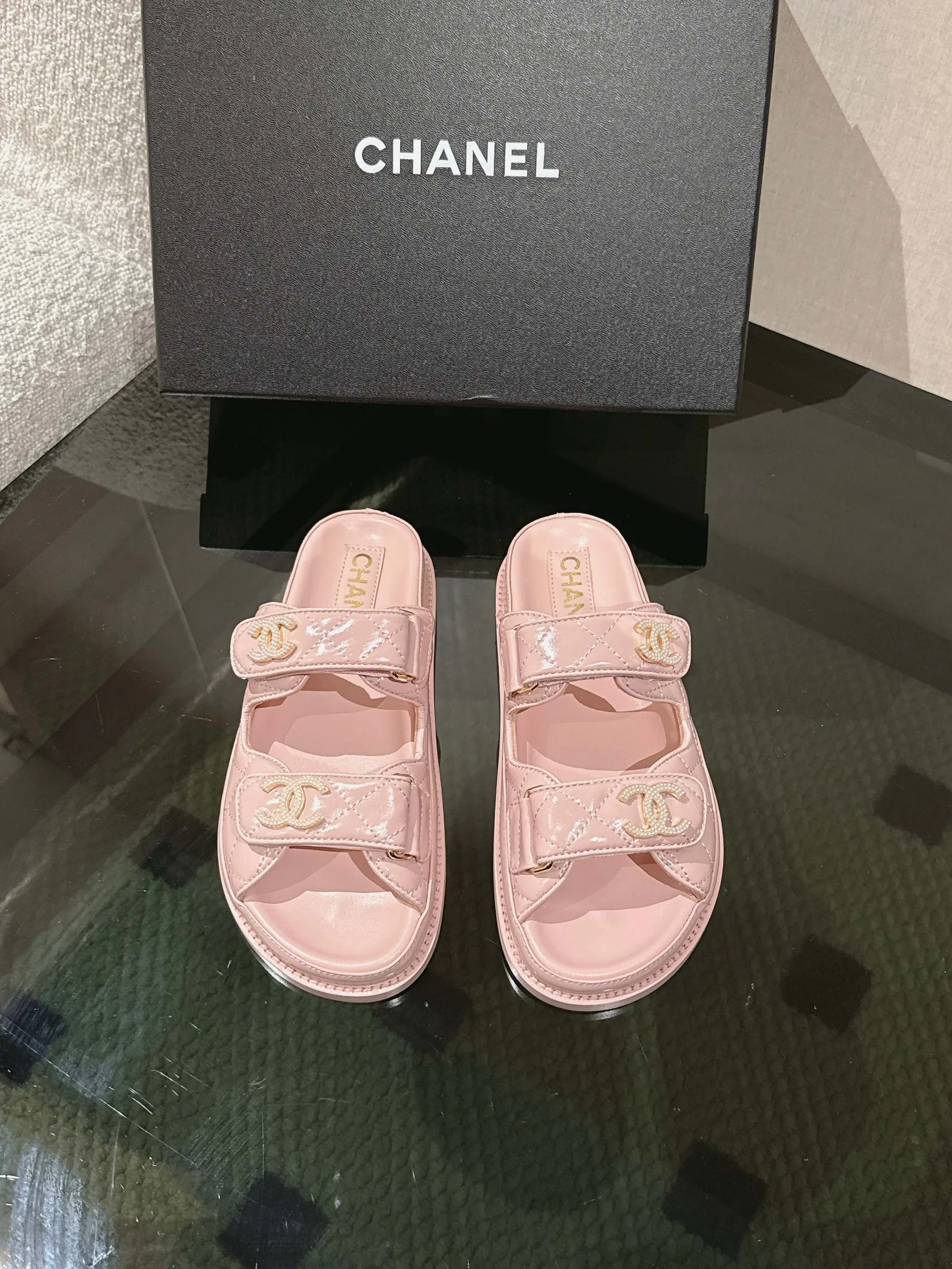Сандалии Женские Chanel 11353658