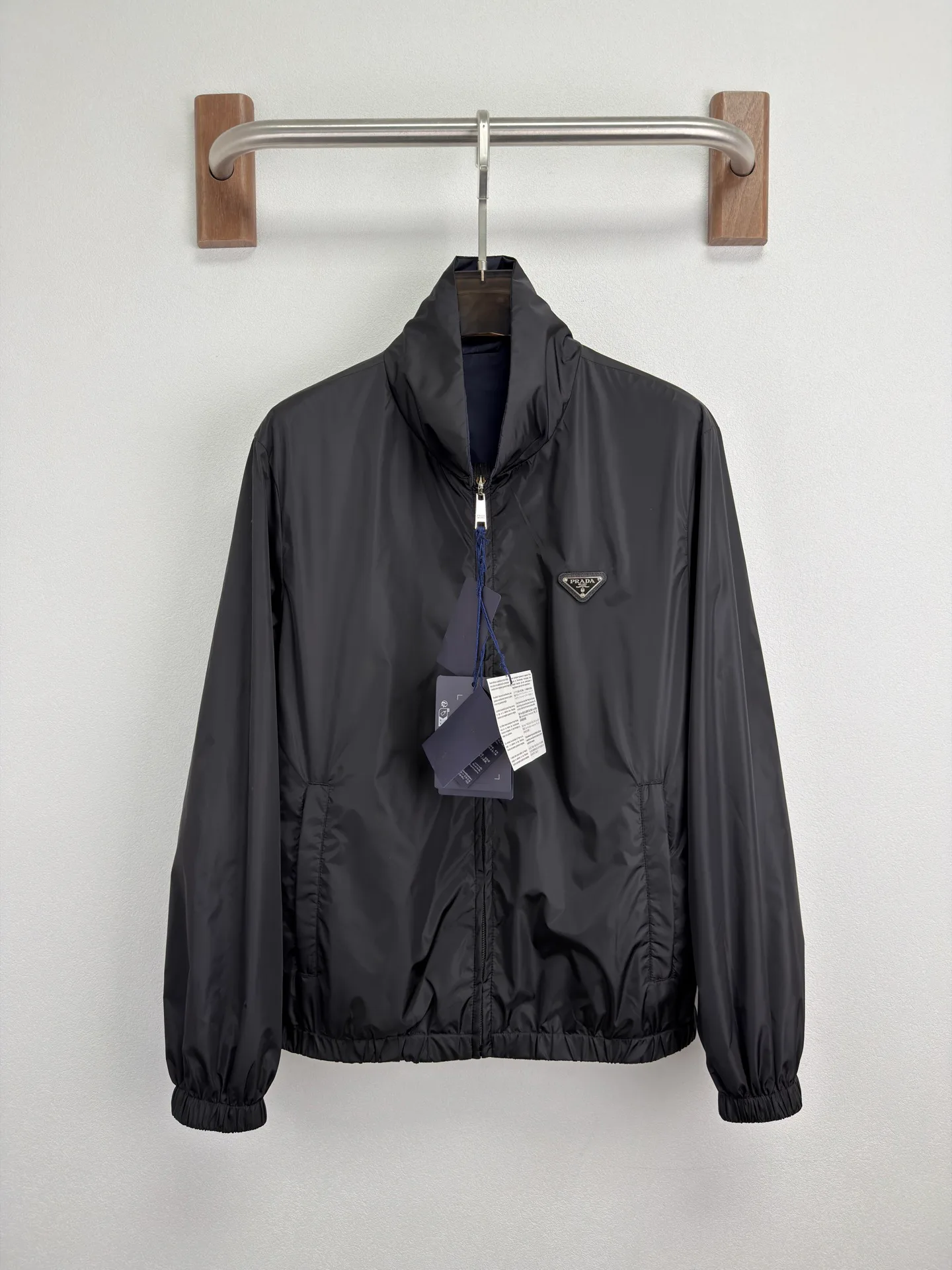 Куртки И Пуховики Мужские Prada 11470340
