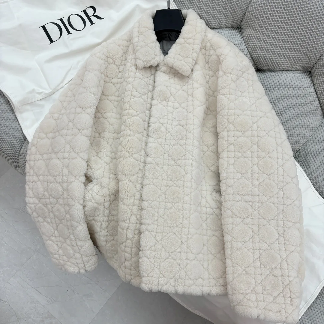 Куртки И Пуховики Женские Christian Dior 1059579