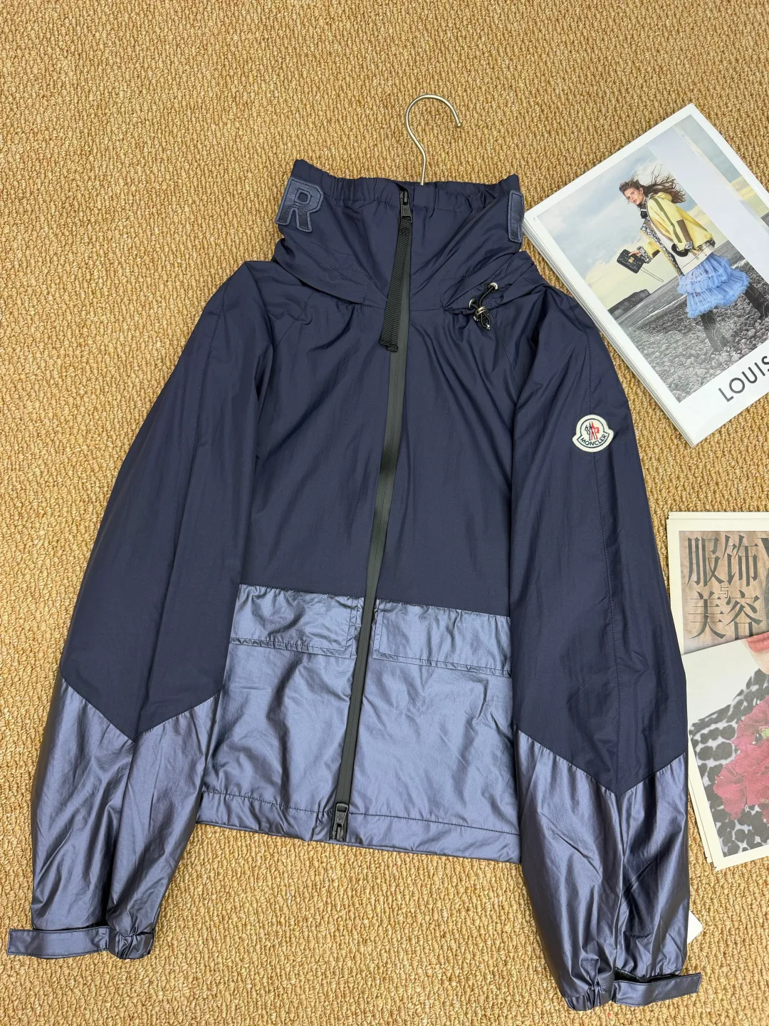 Куртки И Пуховики Женские Moncler 11427062