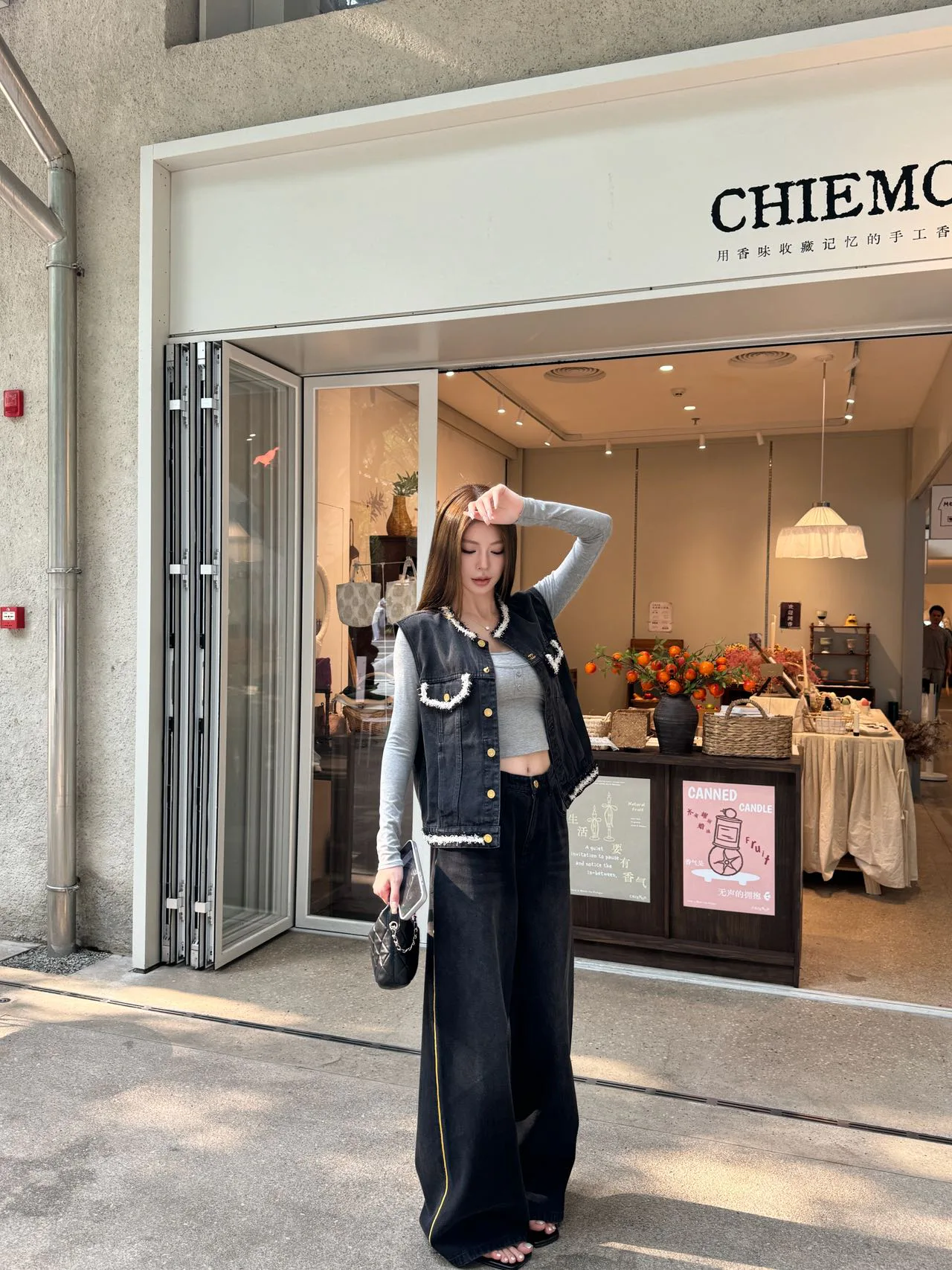 Жилеты Женские Chanel 18598836
