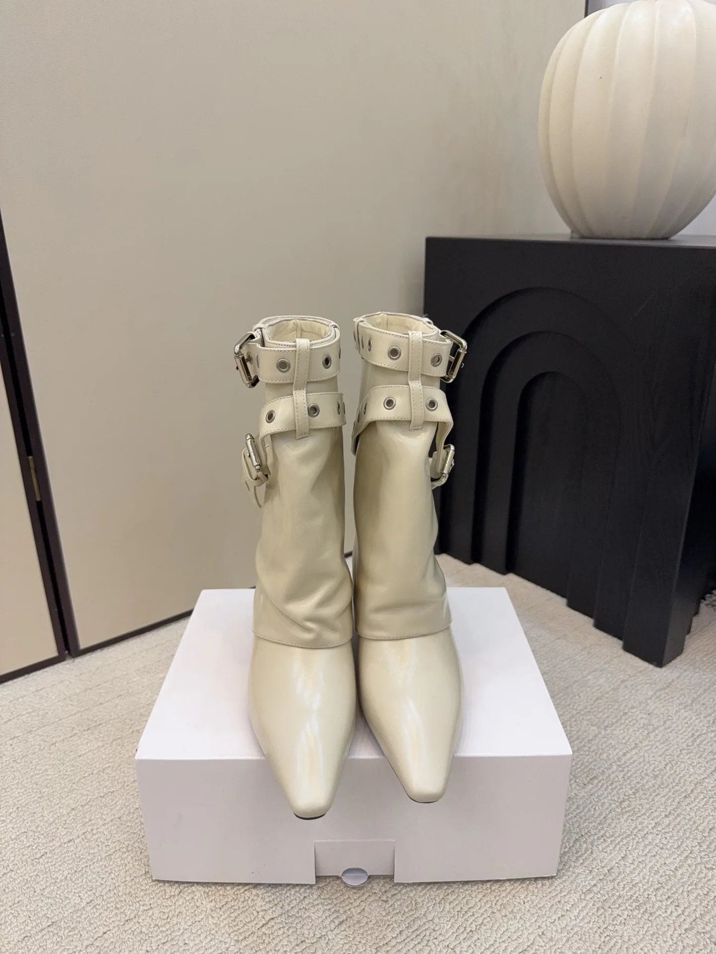 Ботинки Женские Chanel 520309