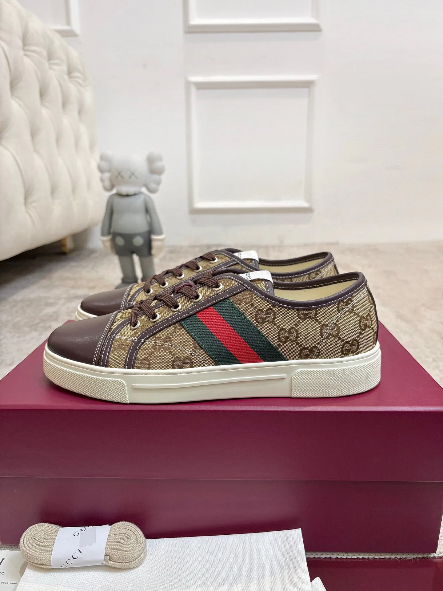 Кроссовки Женские Gucci 18901608
