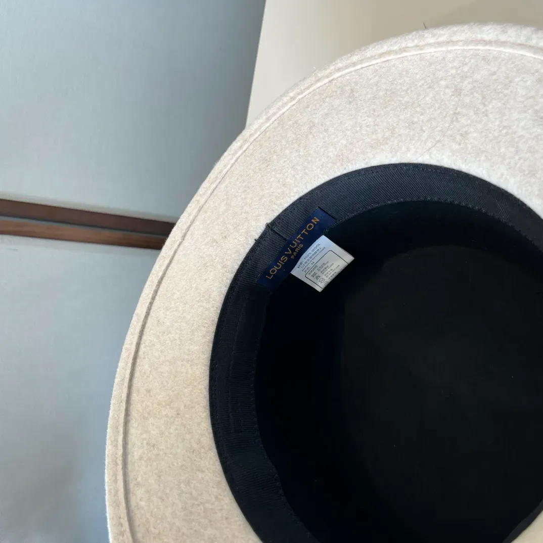 Головные Уборы Louis Vuitton 61948