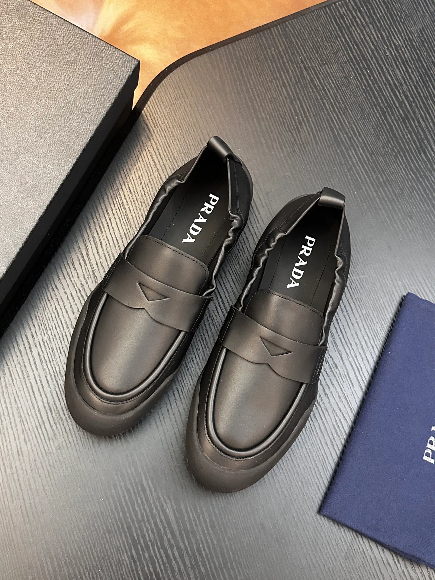 Кроссовки Мужские Prada 11858364