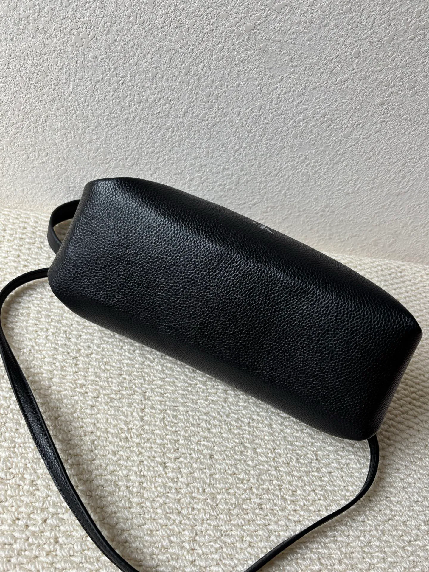 Сумки На Ремне Женские Calvin Klein 347327