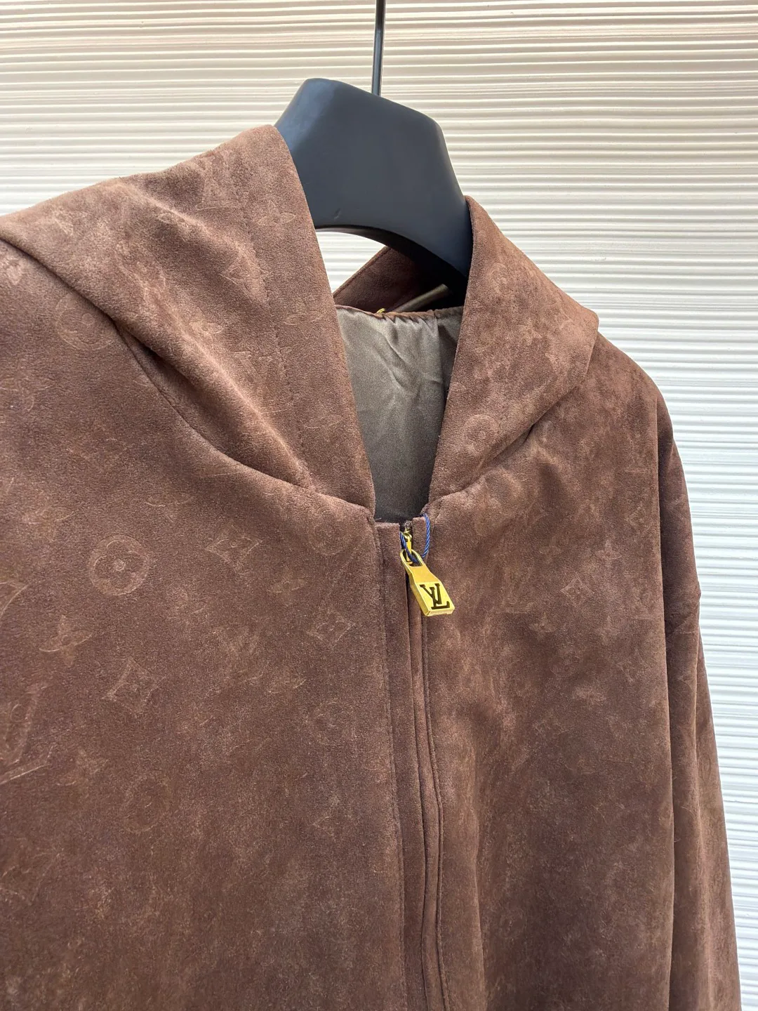 Куртки И Пуховики Мужские Louis Vuitton 1564960